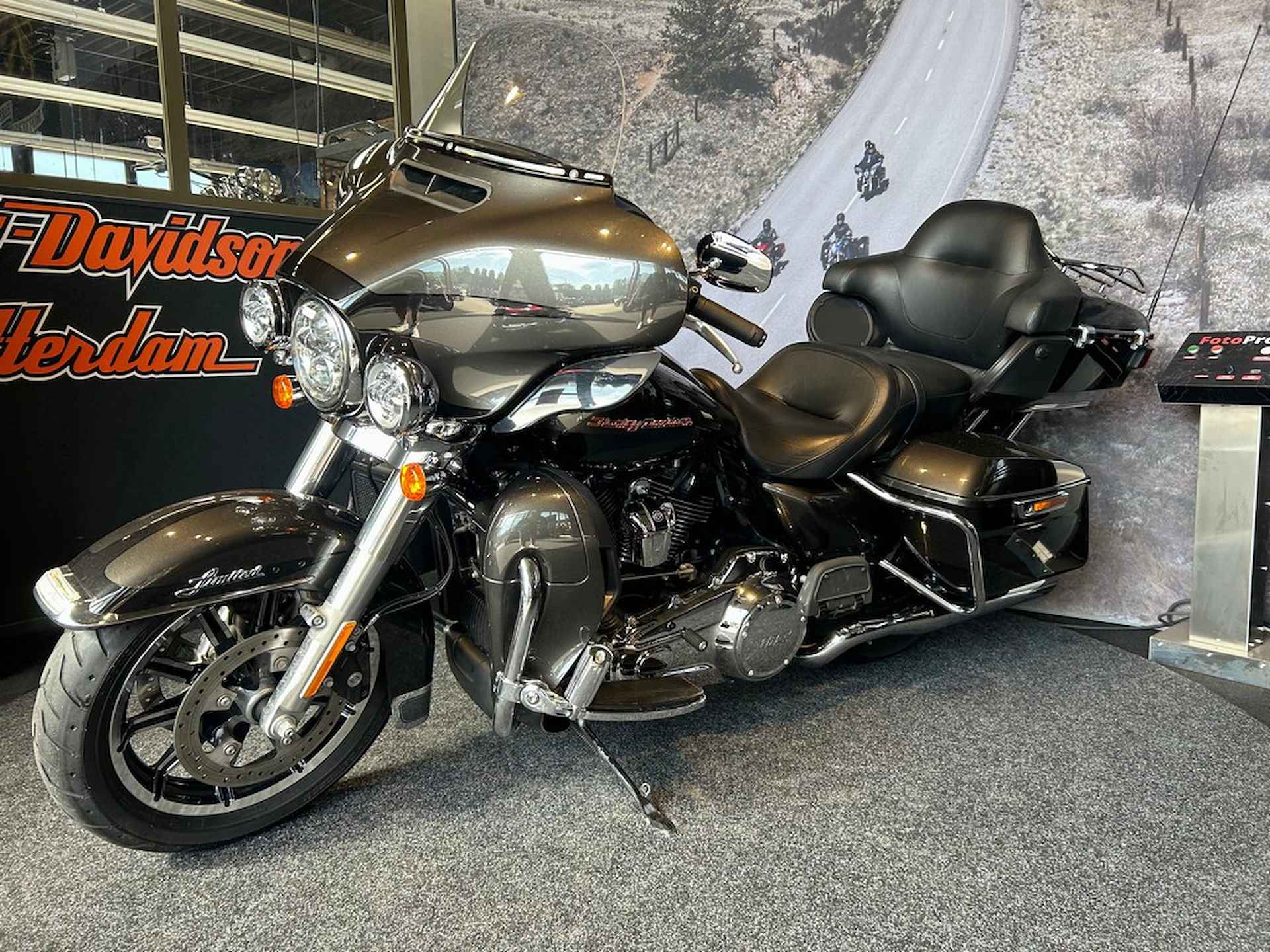 Harley-Davidson FLHTK Ultra Limited Solid Col. - 9/14