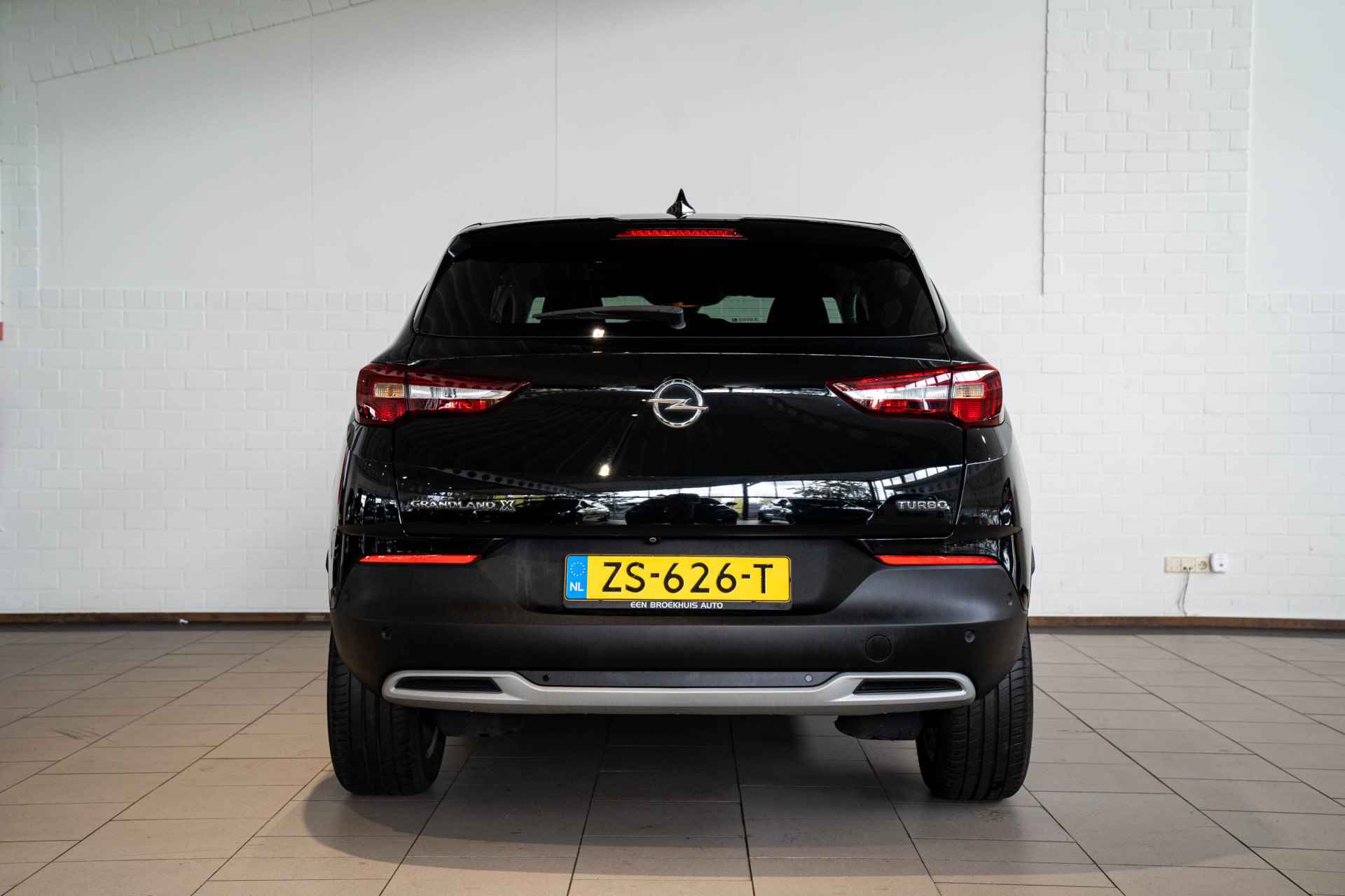 Opel Grandland X 1.2 Turbo Innovation | Climate Controle | Navi | Camera | Parkeersensoren | El. Inklapbare Buitenspiegels | Keyless | - 6/35