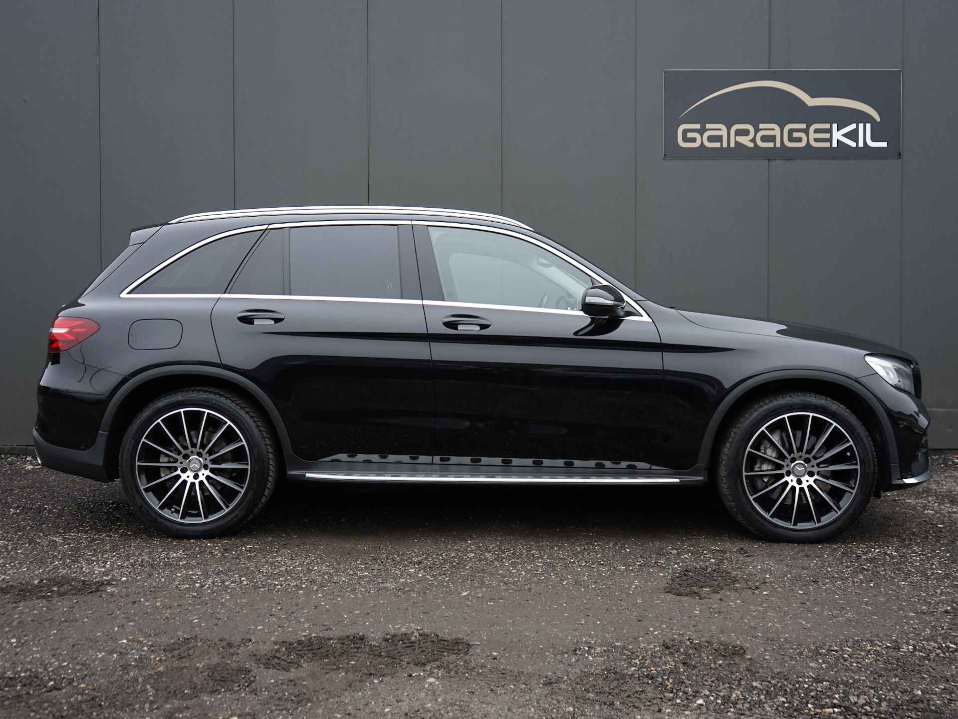 Mercedes-Benz GLC-klasse 250 4MATIC Ambition AMG Pakket / Pano dak / 20'' LM velgen / Camera / Trekhaak / Orig. NL - 6/33