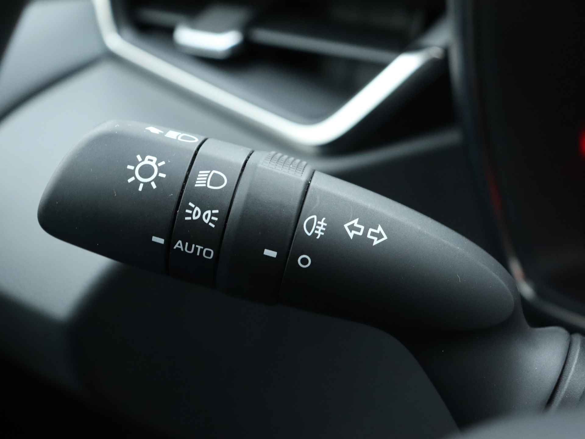 Toyota Corolla 1.2 Turbo Active | Parkeercamera | Apple Carplay/Android Auto | Cruise en Climate Control | - 19/37