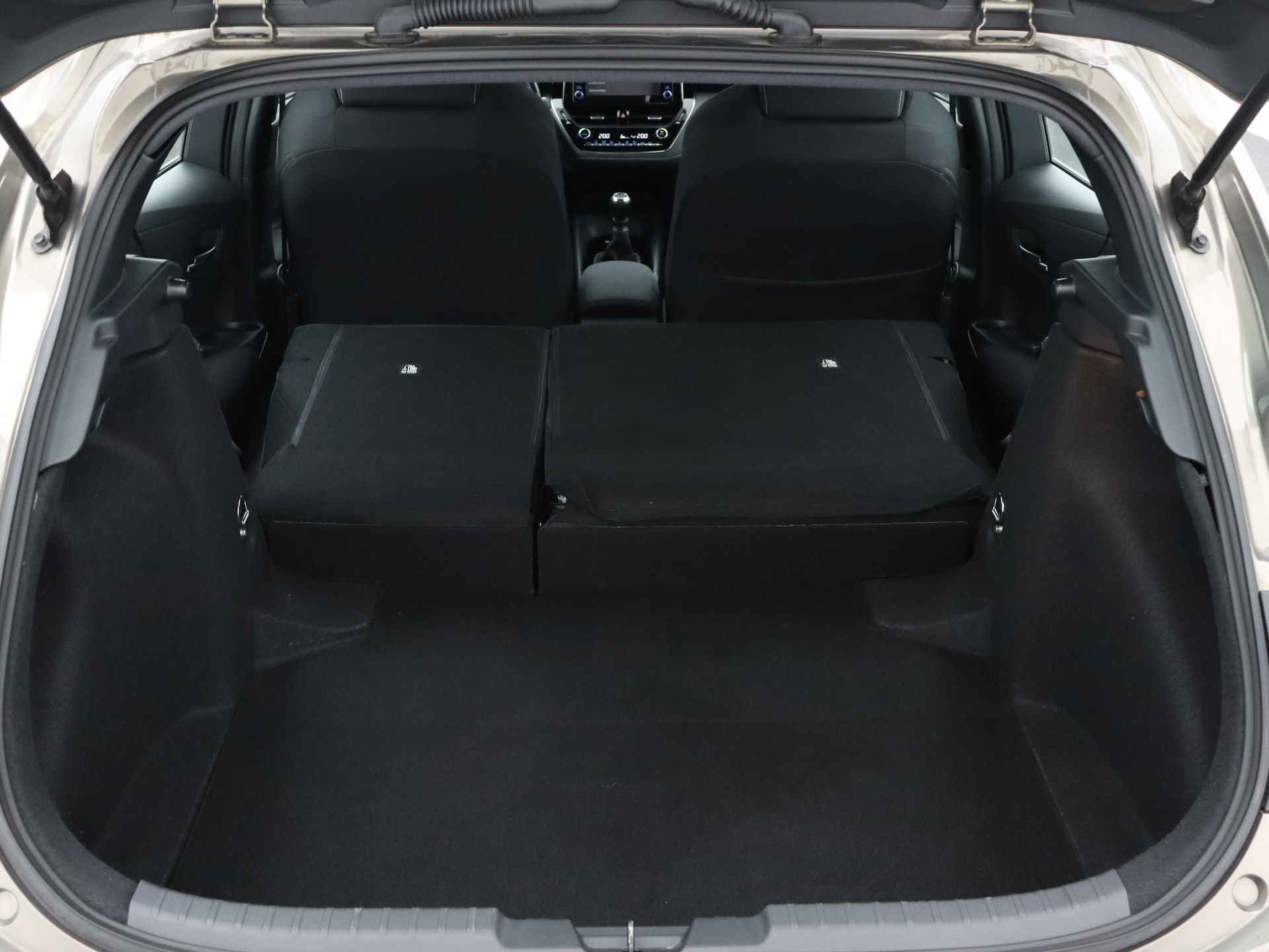 Toyota Corolla 1.2 Turbo Active | Parkeercamera | Apple Carplay/Android Auto | Cruise en Climate Control | - 32/37