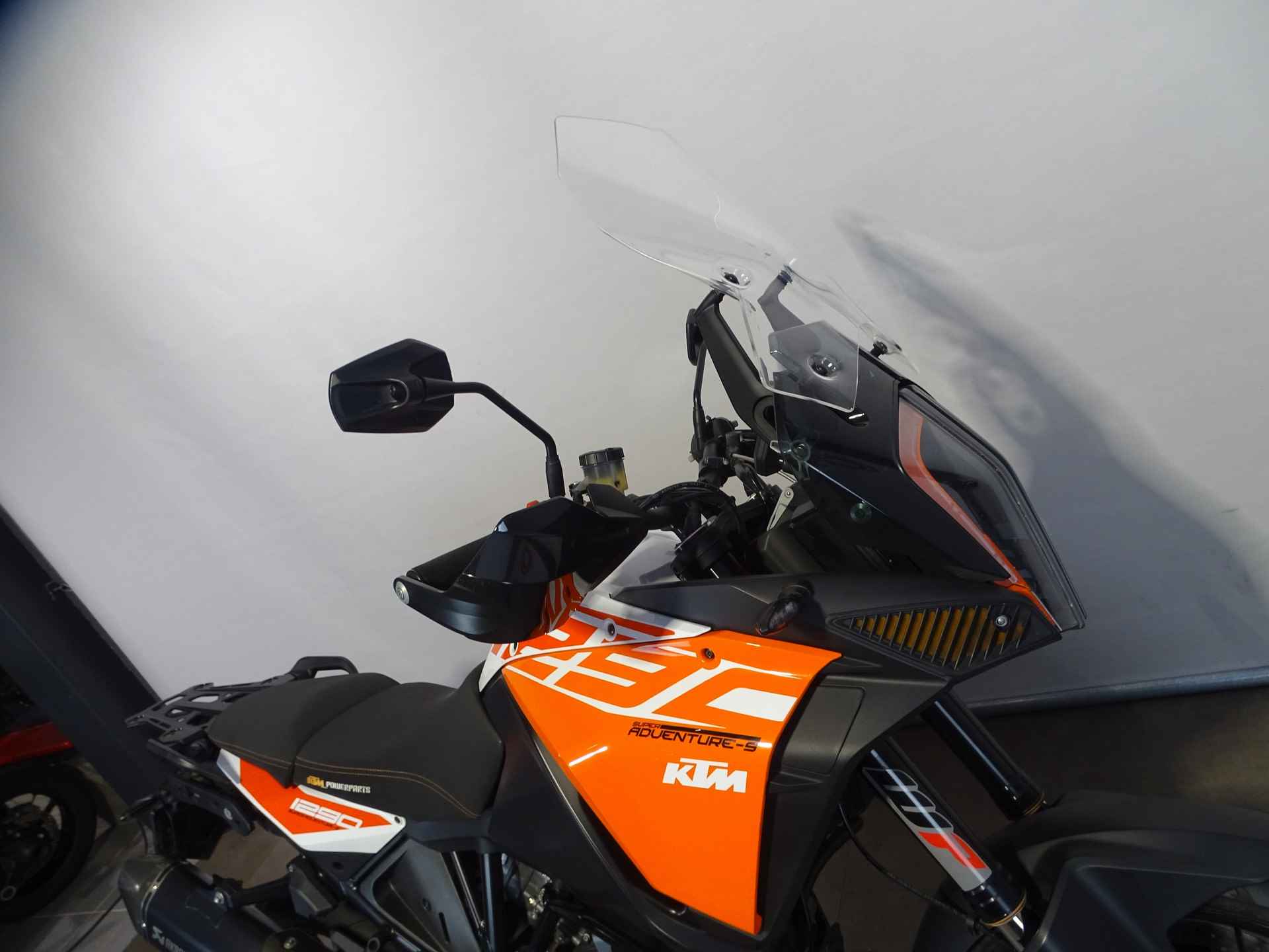 KTM 1290 SUPER ADVENTURE S - 2/9