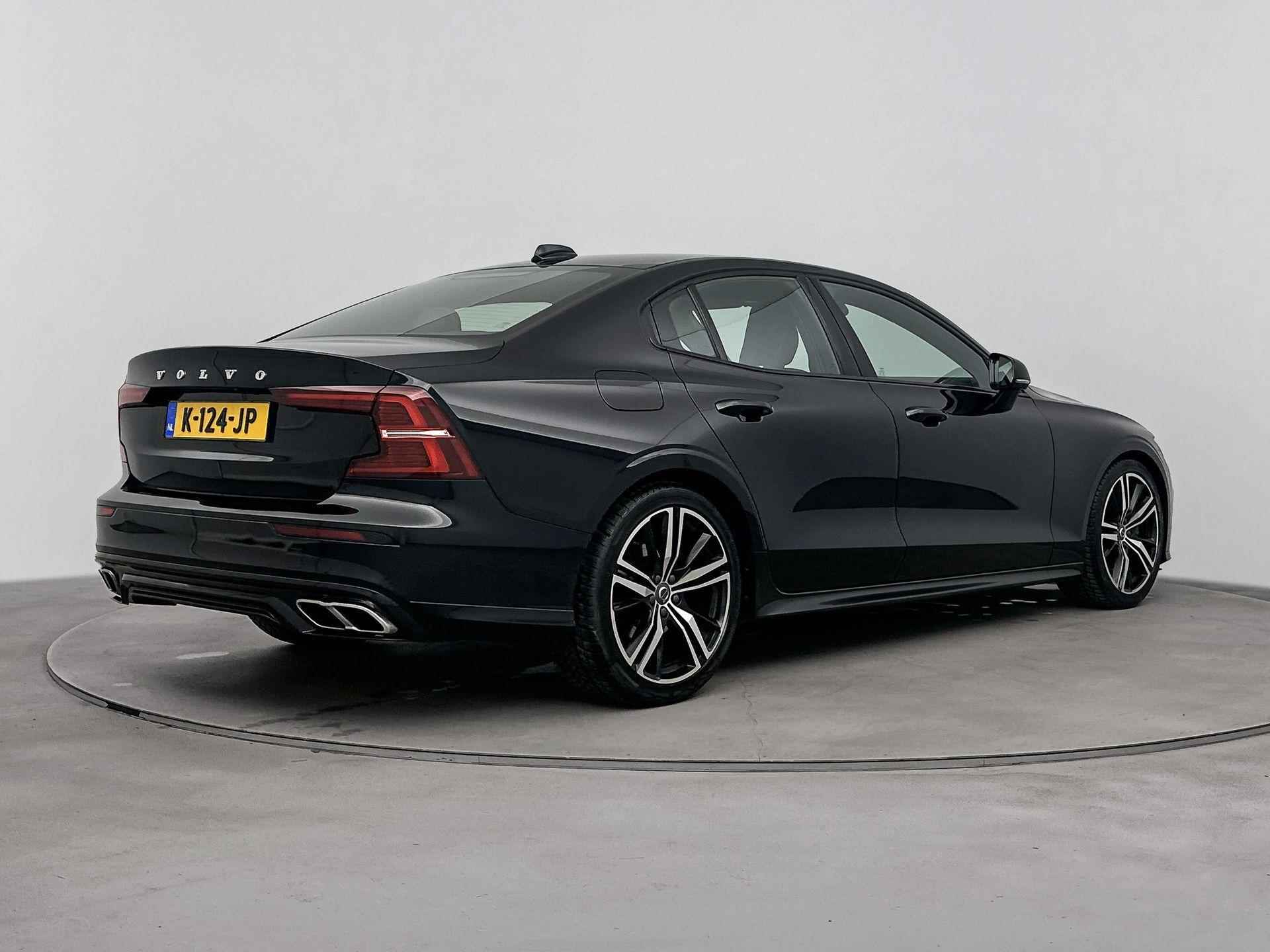 Volvo S60 2.0 B3 R-Design 163PK | Automaat | Elektrisch Wegklapbare Trekhaak | Dodehoek Detectie | Adaptieve Cruise Control | Apple CarPlay & Android Auto | BTW Auto - 4/22