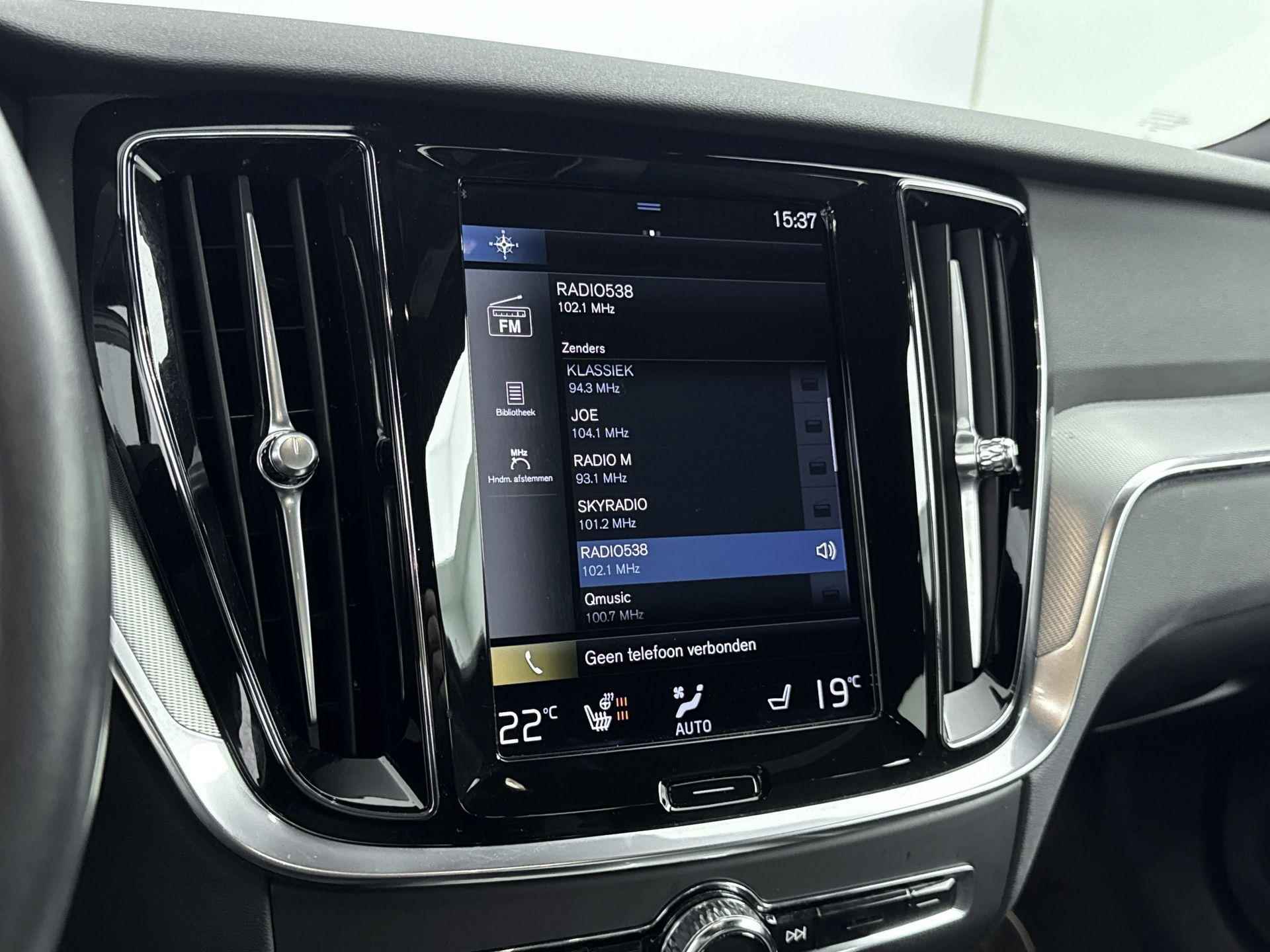 Volvo S60 2.0 B3 R-Design 163PK | Automaat | Elektrisch Wegklapbare Trekhaak | Dodehoek Detectie | Adaptieve Cruise Control | Apple CarPlay & Android Auto | BTW Auto - 18/22