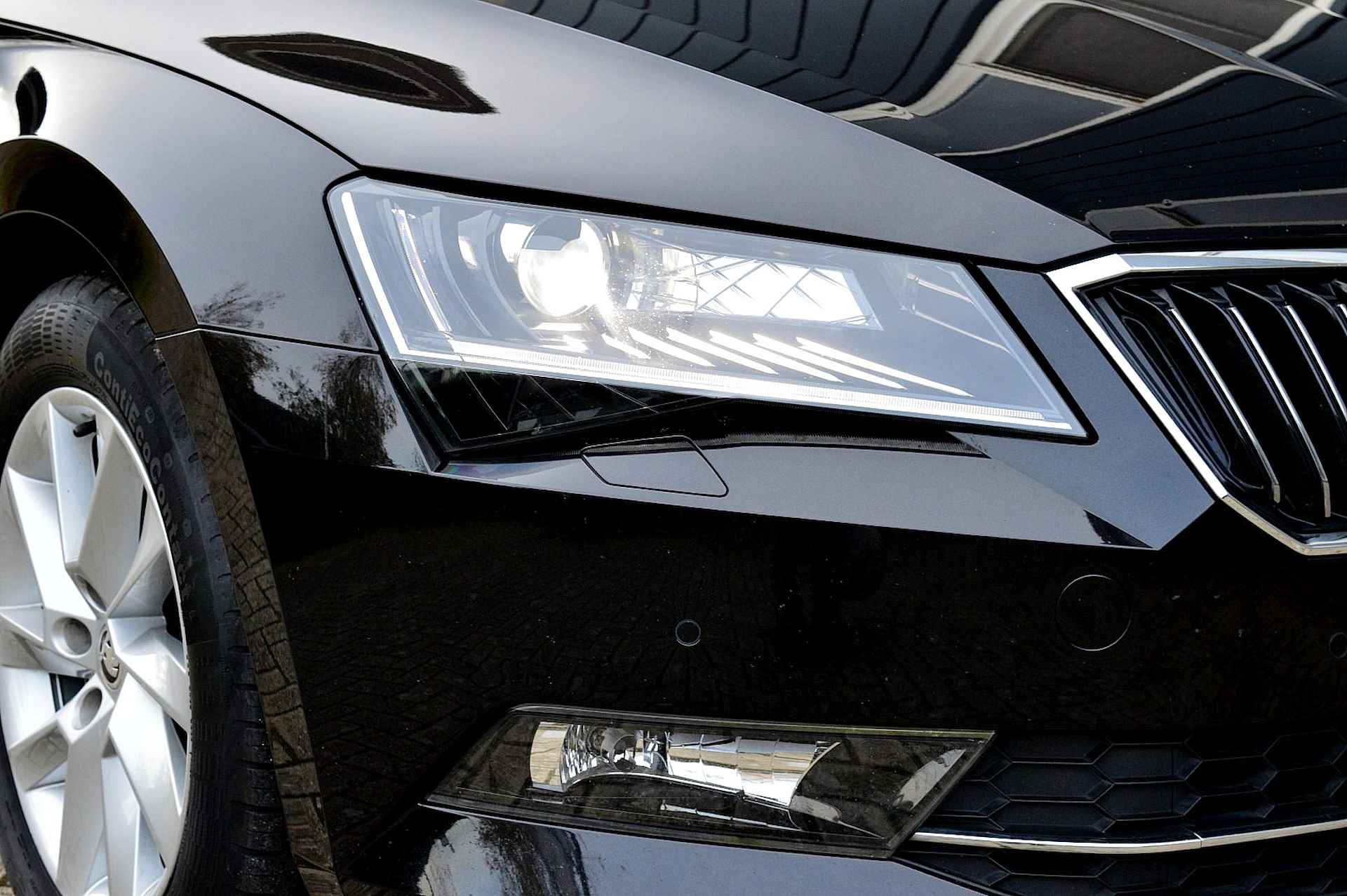 Škoda Superb 1.5 TSI ACT Business Edition Rijklaarprijs-Garantie Navigatie Xenon Camera - 7/39