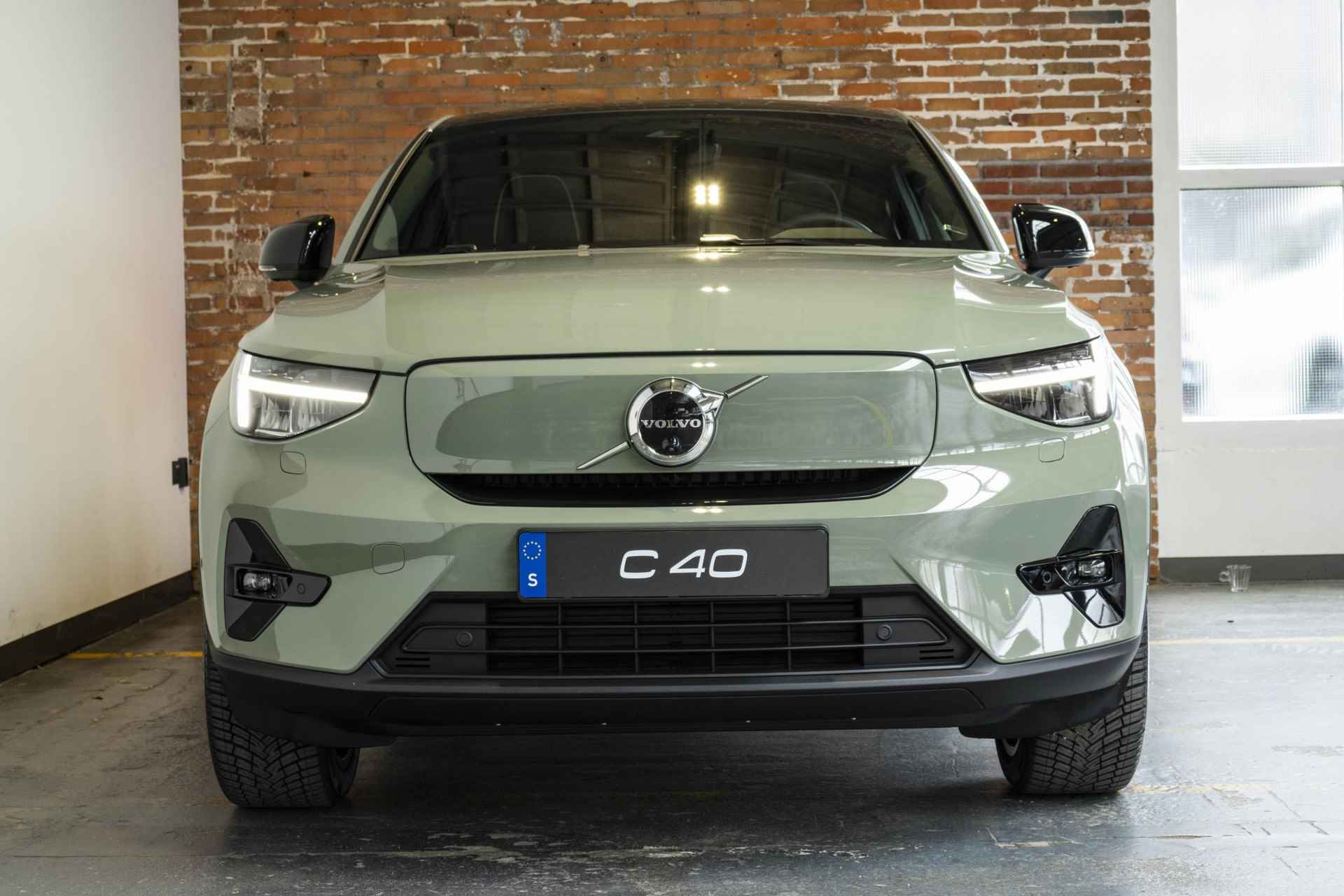Volvo C40 Single Motor Extended Range Plus 82 kWh | Warmtepomp | 20" velgen | Panoramadak | Google Infotainment | Stoel- en stuurverwarming | Getinte ramen achter - 8/15