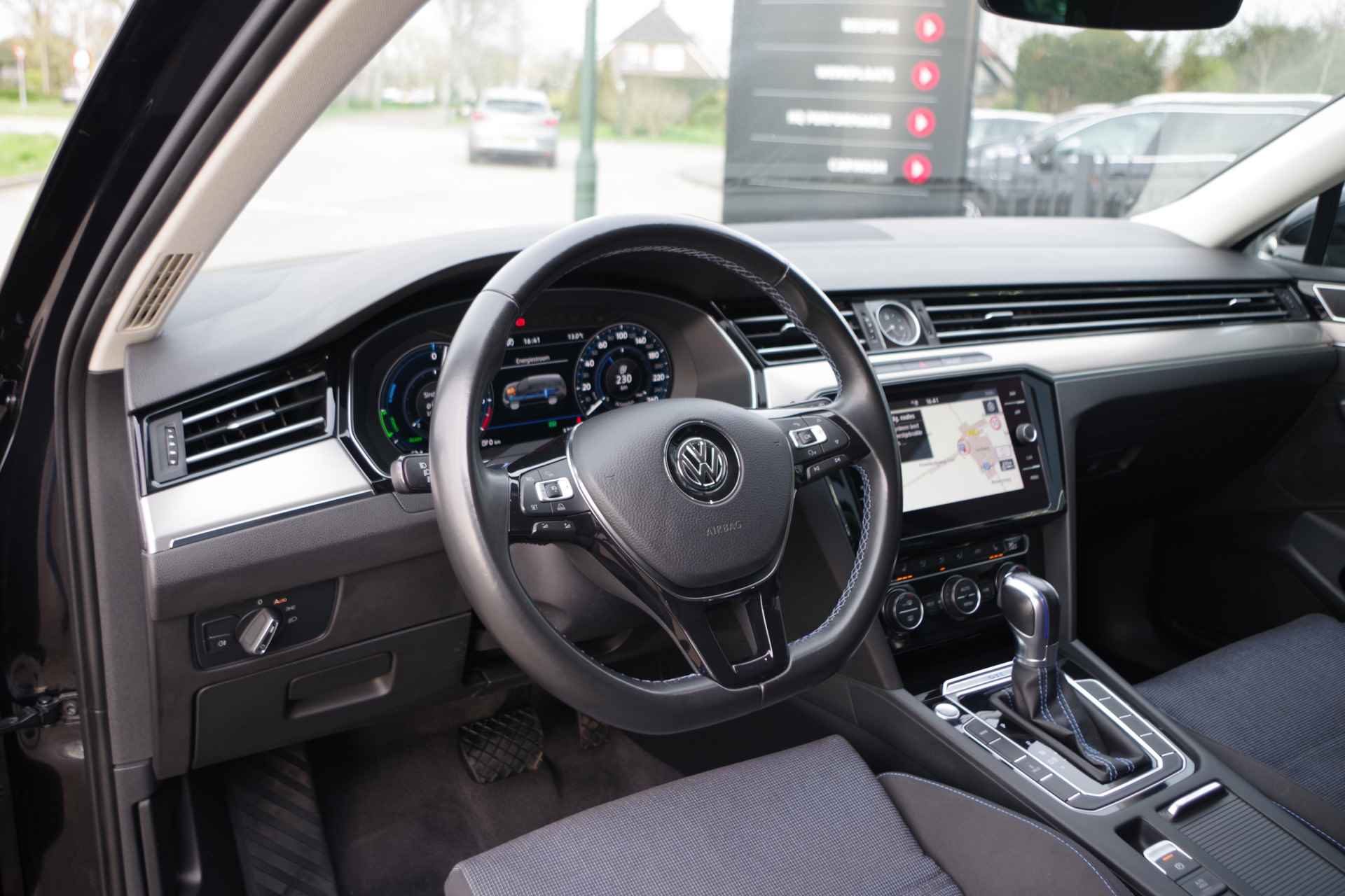 Volkswagen Passat Variant 1.4 TSI GTE 218 PK Plug-In Hybride, Adap. Cruise Control, Stoelverwarming, Camera, Ergocomfort Stoelen - 2/34