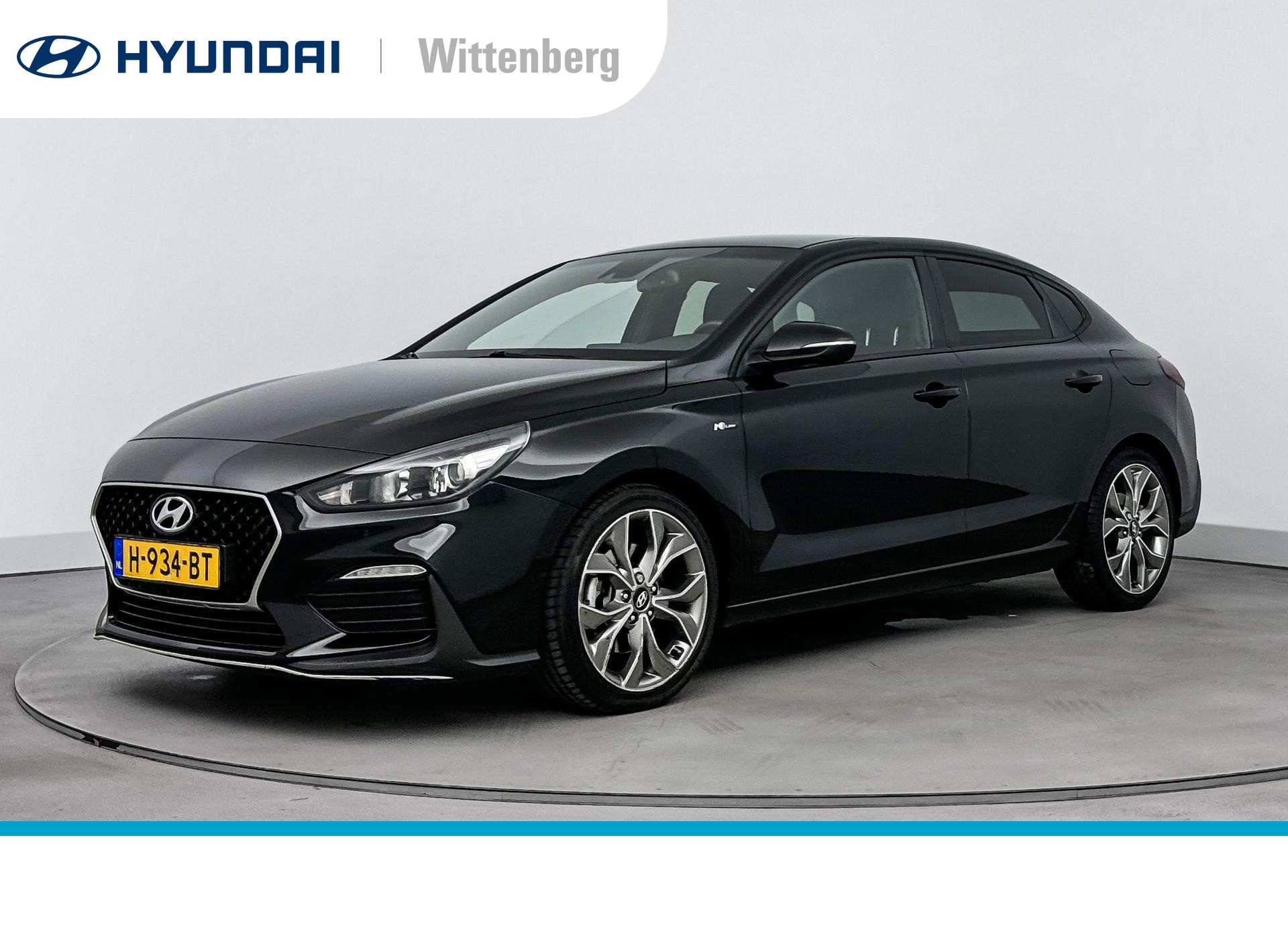 Hyundai i30 Fastback 1.4 T-GDI N LINE | NAVI | CLIMA | CRUISE | CAMERA | 18'' LMVELGEN | PDC | PRIVACY GLASS | FABRIEKSGARANTIE GELDIG T/M 2-2025! |