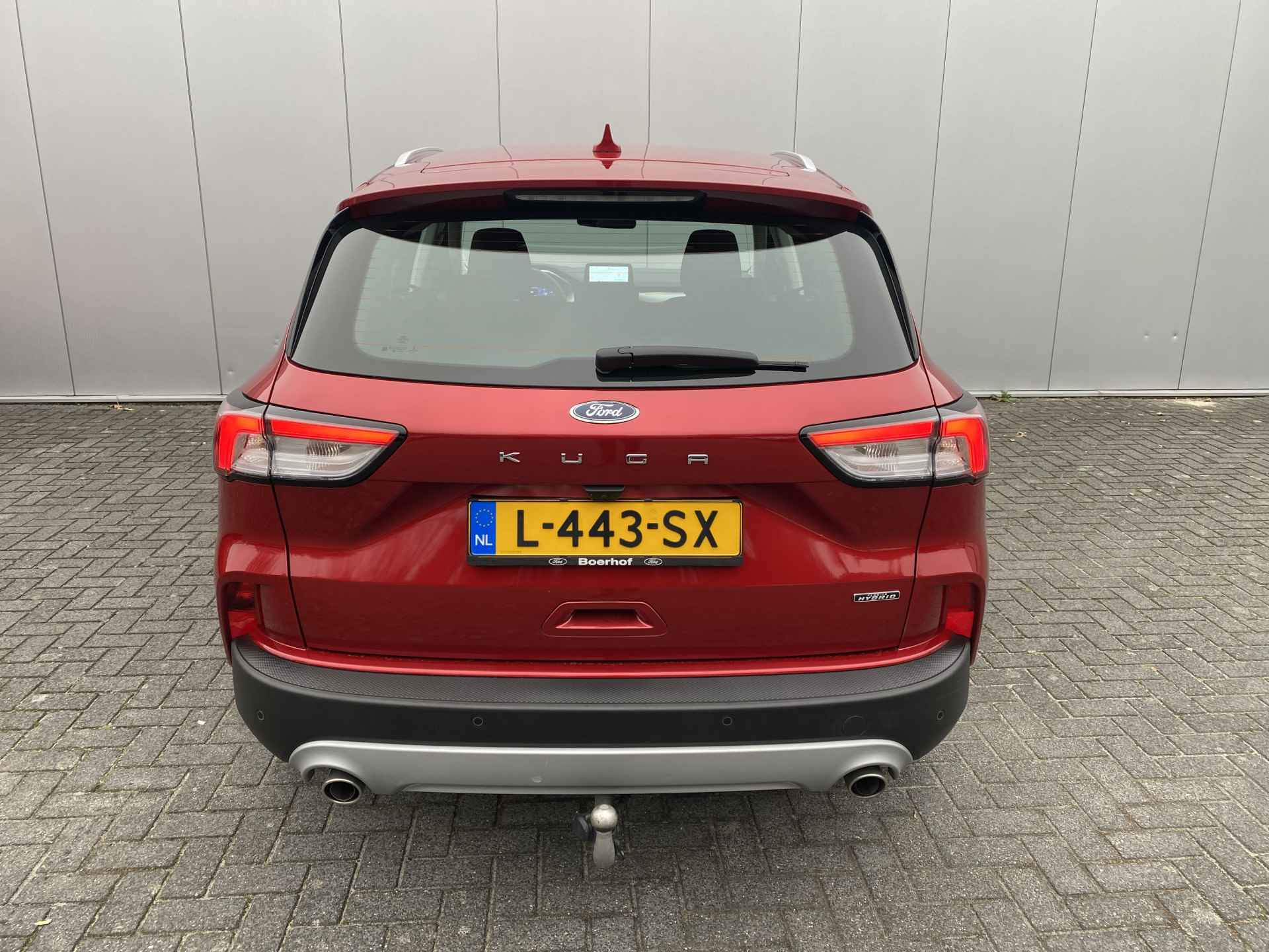 Ford Kuga 2.5 PHEV 225pk Titanium | Trekhaak | Winter Pack | Navi | Clima | Cruise | 1e eigenaar | 100% dealer onderh. - 8/29