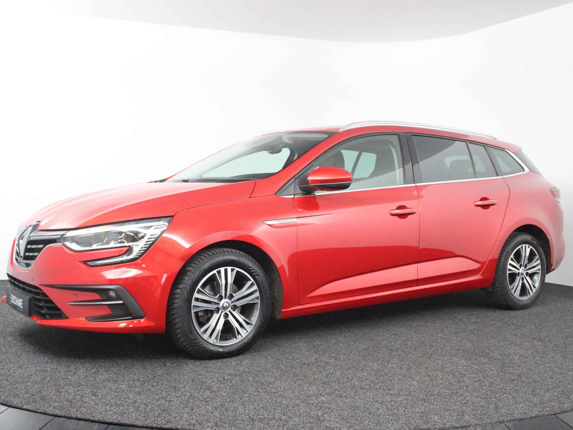 Renault Mégane Estate 1.3 TCe 140 EDC Intens Automaat | Trekhaak | LED | Apple Carplay | Navigatie - 4/44