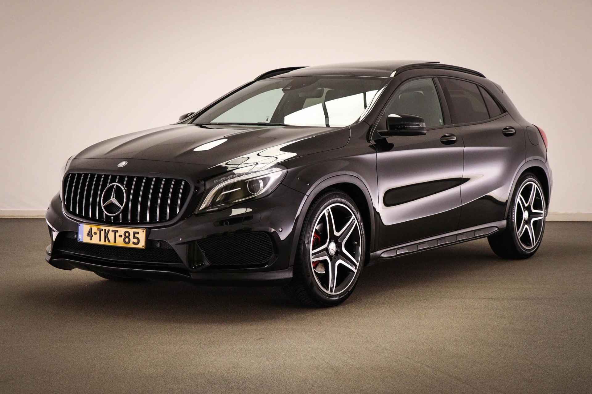 Mercedes-Benz GLA-klasse 200 AMG Prestige | PANORAMADAK | SPOOR / AMG EXCLUSIEF- PACK | CAMERA | 19" - 58/59