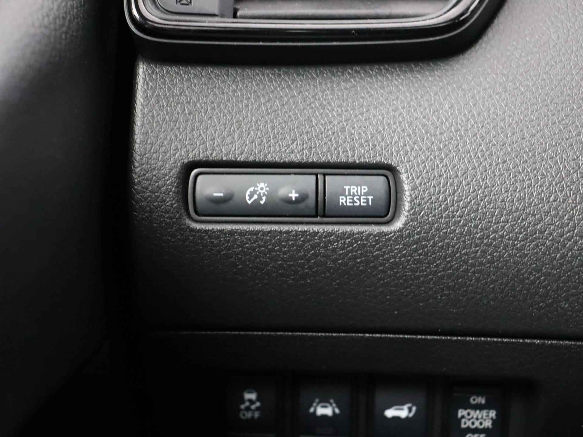 Nissan X-Trail 1.3 DIG-T N-Connecta 160pk | Trekhaak | Stoelverwarming | 360 Camera | Panorama-dak | Navigatie | Elektrische achterklep | Cruise Control | Climate Control - 26/36