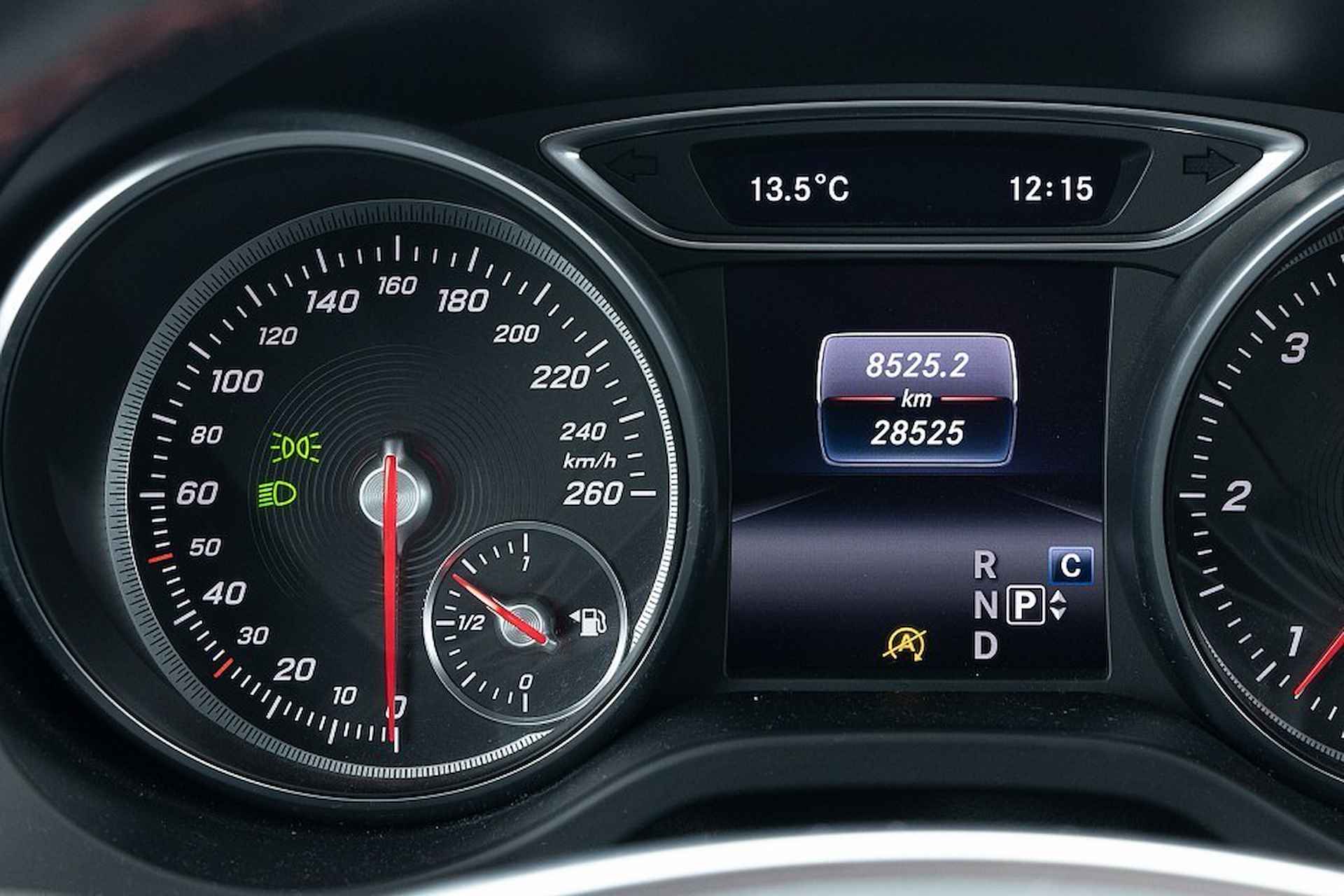 Mercedes-Benz CLA-Klasse 200 Shooting Brake d Business Solution Plus Upgrade Edition AMG -2e PINKSTERDAG OPEN!- - 16/30