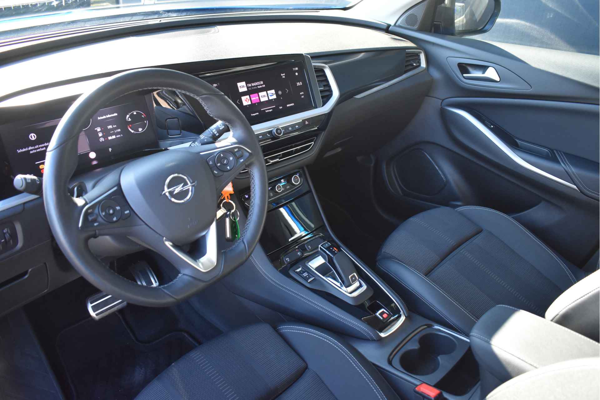 Opel Grandland 1.2 Turbo Level 4 130pk Automaat | Navigatie | 1e Eigenaar | Parkeersensoren | Climate Control | Dealeronderhouden | 18" LMV | ! - 7/47