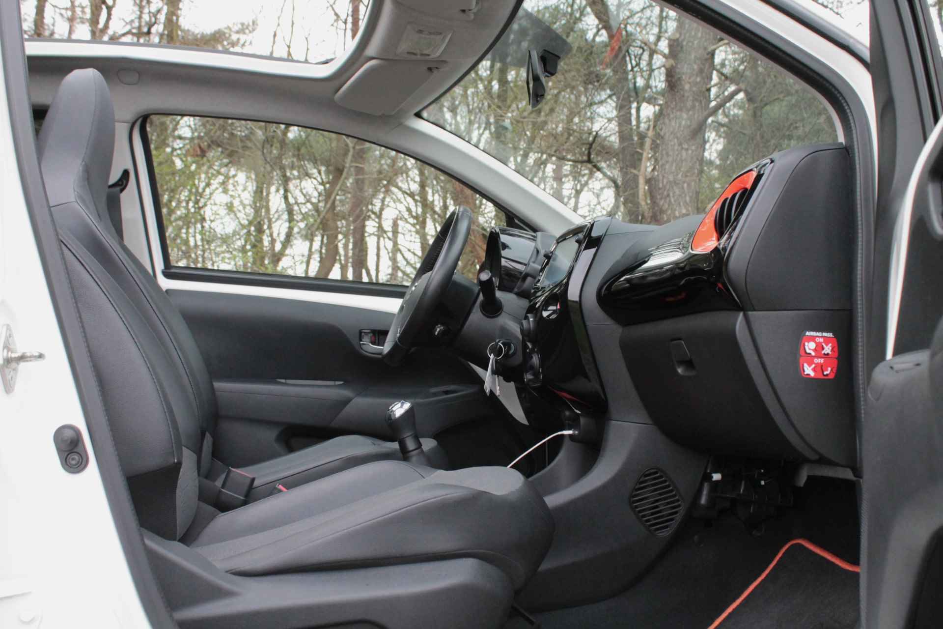 Toyota Aygo 1.0 VVT-i x-otic Cabrio | Camera | CarPlay - 12/24