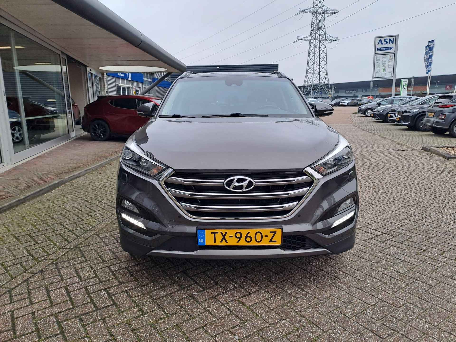 Hyundai Tucson 1.6 T-GDi Premium 4WD 7dct Automaat | Rijklaarprijs! | Full Options! | Panorama Dak | Beige Leder | Trekhaak 1600kg! | Inclusief 12 mnd Bovag-Garantie! | - 10/23