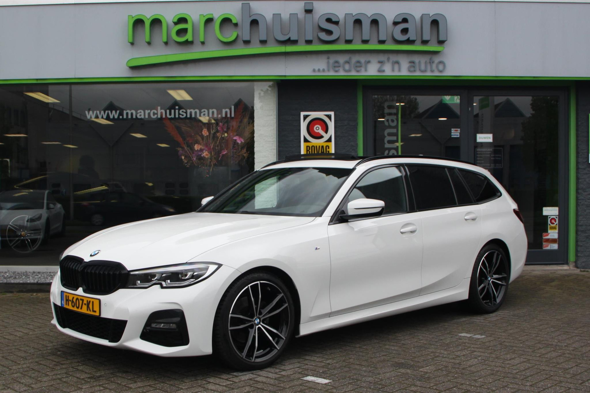 BMW 3-serie Touring 320i High Executive Edition / M SPORT / PANODAK / 19INCH
