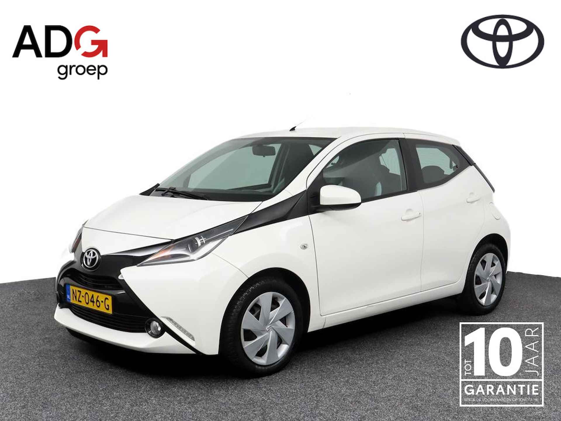 Toyota Aygo 1.0 VVT-i x-play | achteruitrijcamera | Airco |