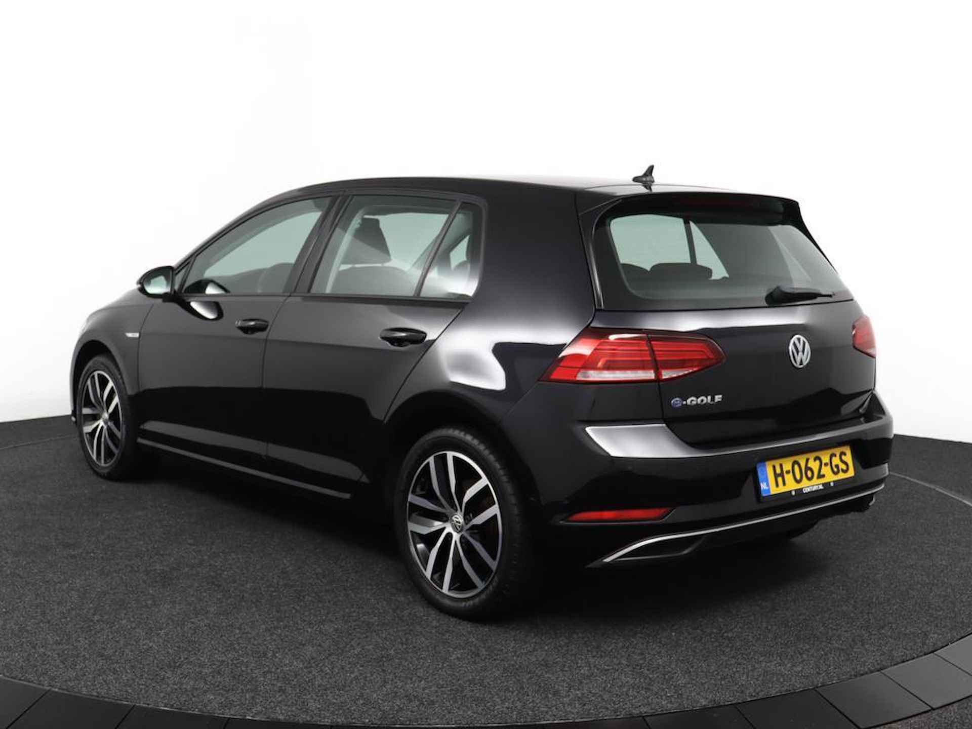 Volkswagen e-Golf E-DITION - 10/41