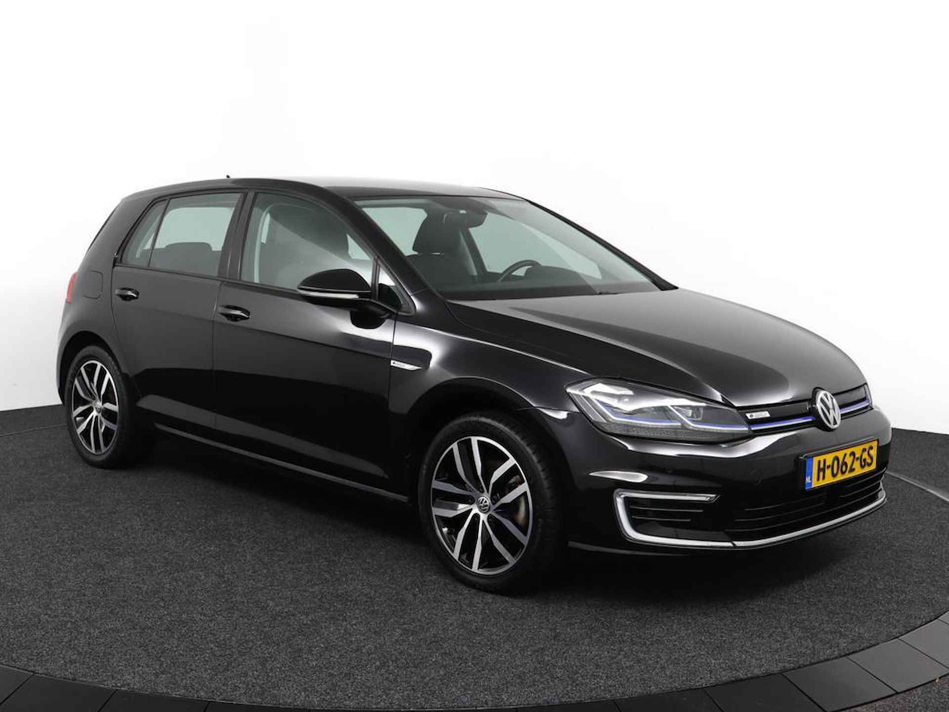 Volkswagen e-Golf E-DITION - 12/41