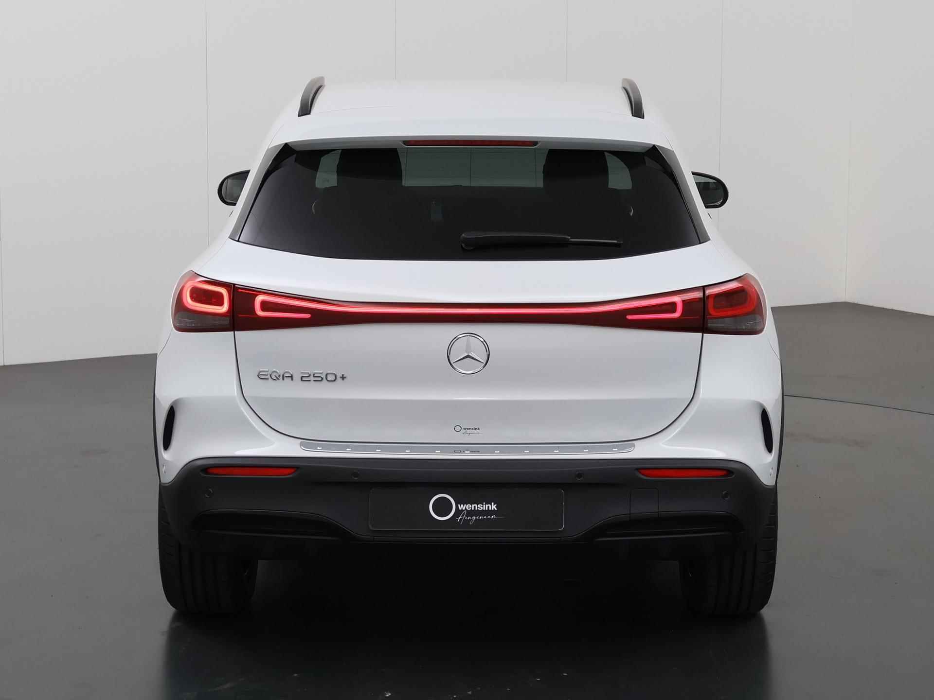 Mercedes-Benz EQA 250+ Business Edition 71 kWh | Nieuwprijs € 64.954 | AMG Line | Nightpakket | Trekhaak | Stoelverwarming | 19-Inch AMG | Apple Car Play - 5/48