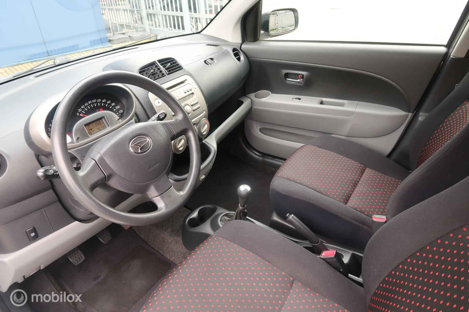 Daihatsu Sirion 2 1.5-16V Sport AIRCO - 8/22