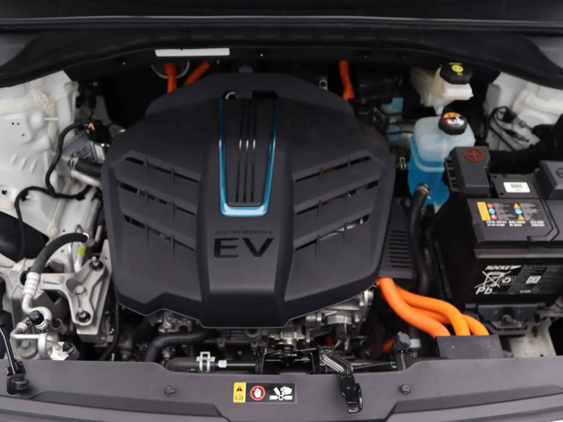 Kia e-Niro DynamicPlusLine 64 kWh | Stoel/Stuur verwarm | Camera | Parkeer sensoren | Navigatie | €2000 SUBSIDIE - 33/47
