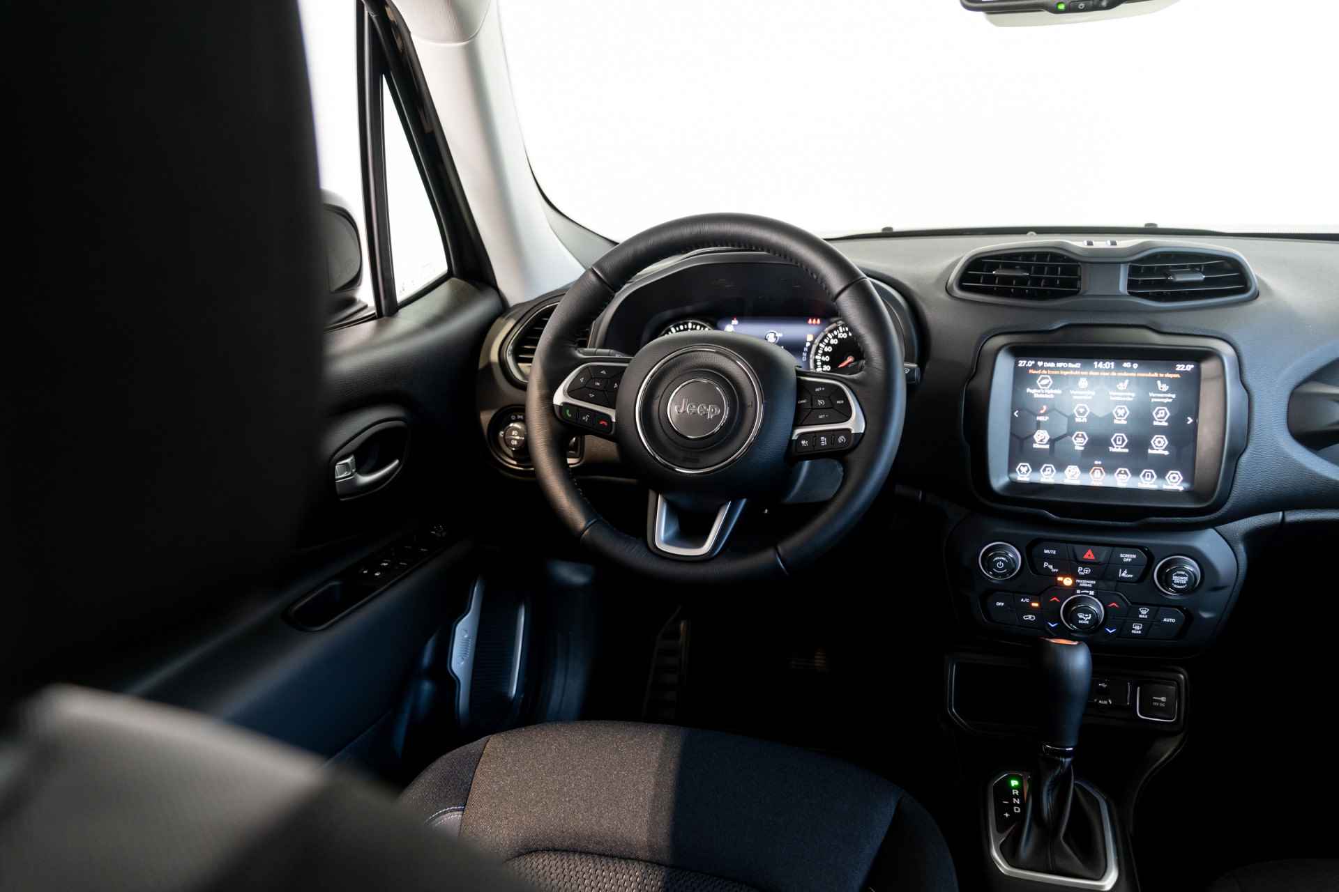 Jeep Renegade 1.5T e-Hybrid Limited | Navigatie | Climate Controle | Keyless | Adaptive Cruise | - 39/40
