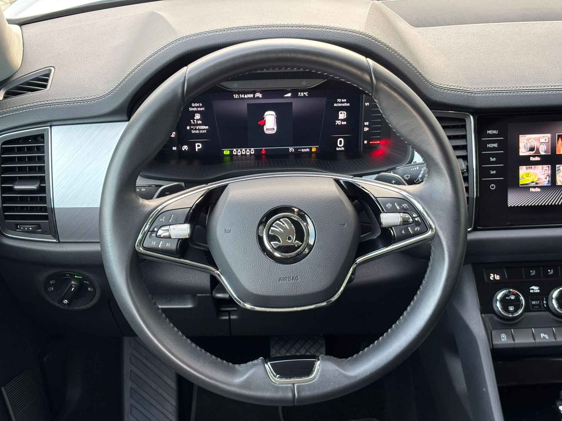 Škoda Kodiaq 1.5 TSI Business Edition 7p. / 7 Persoons / Digitale Cockpit / Zwenkbare Trekhaak / Lederen Bekleding / Matrix LED / Achteruitrijcamera ** - 15/36