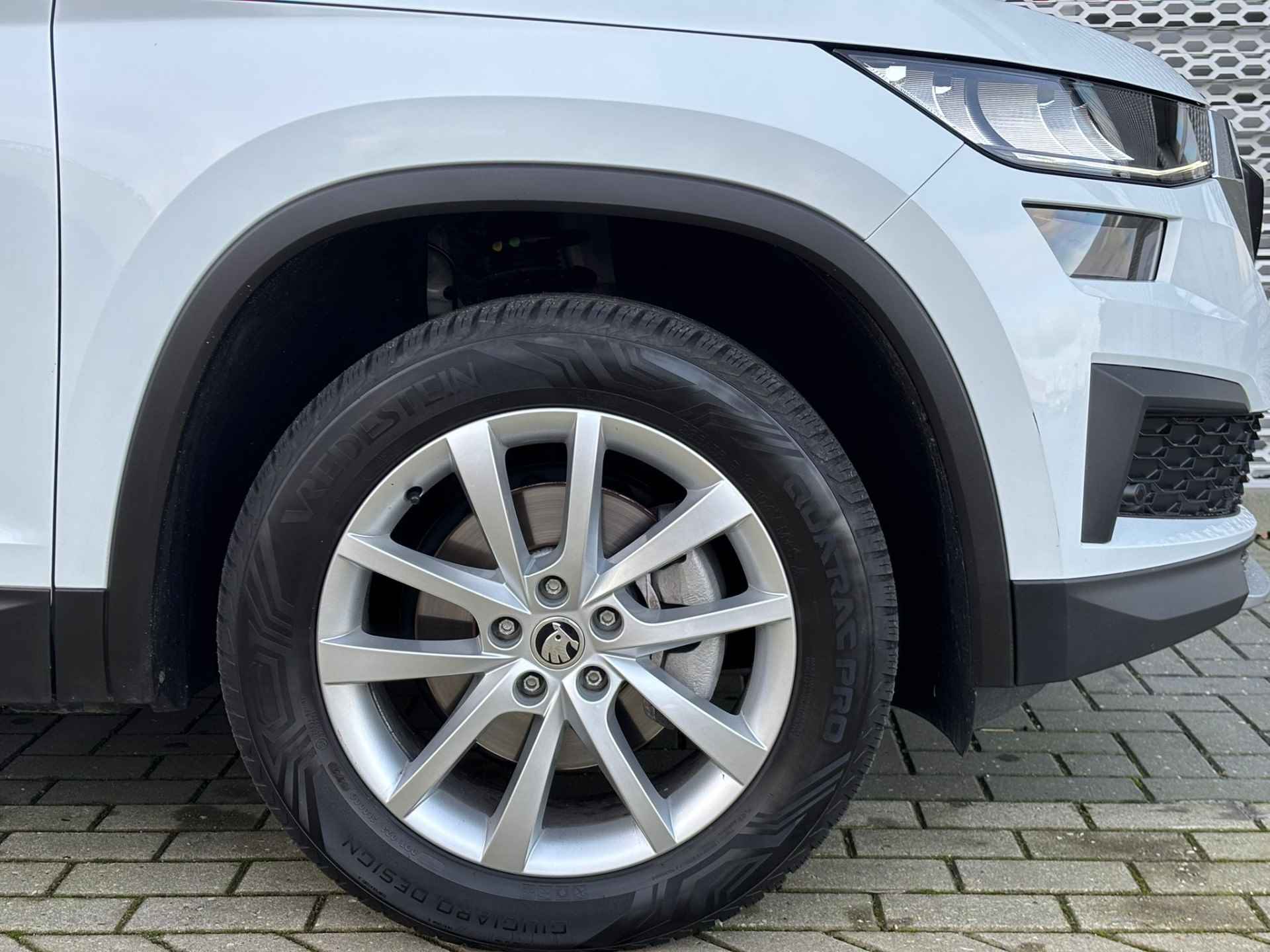 Škoda Kodiaq 1.5 TSI Business Edition 7p. / 7 Persoons / Digitale Cockpit / Zwenkbare Trekhaak / Lederen Bekleding / Matrix LED / Achteruitrijcamera ** - 36/36