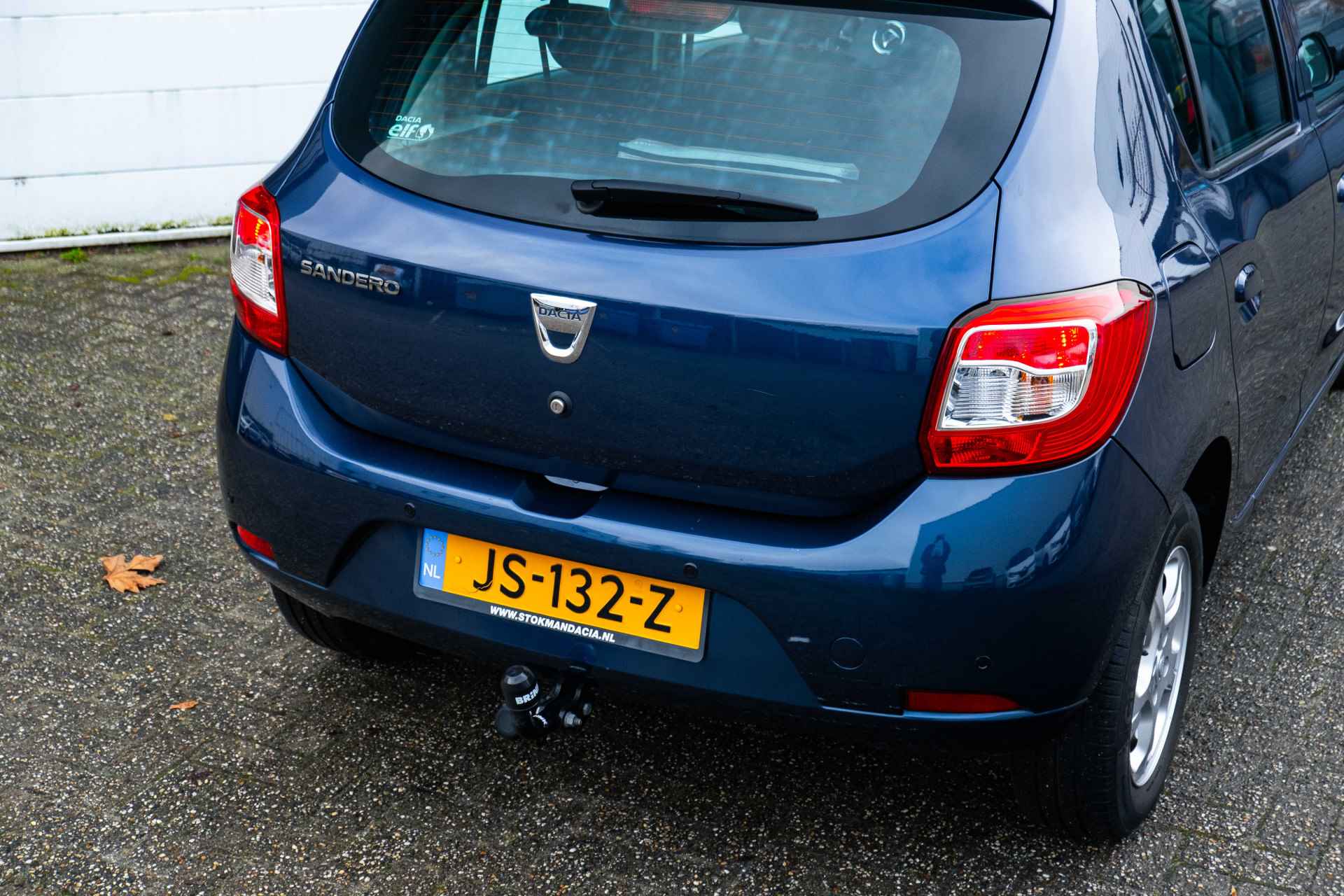 Dacia Sandero 0.9 TCe 90pk Bi-Fuel Lauréate | Airco | Trekhaak |Cruise controle | LM Velgen | incl. Bovag rijklaarpakket met 12 maanden garantie - 18/45