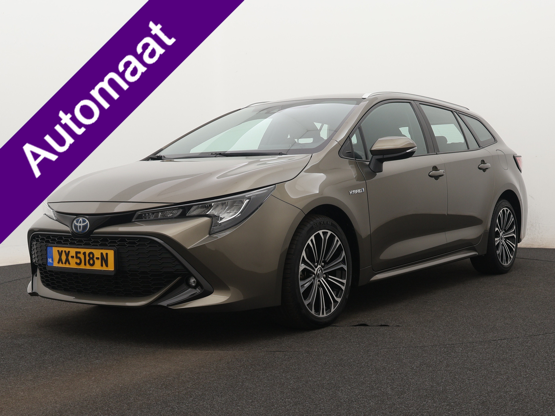 Toyota Corolla Touring Sports 1.8 Hybrid First Edition Navigatie, achteruitrij camera, climate control, etc...