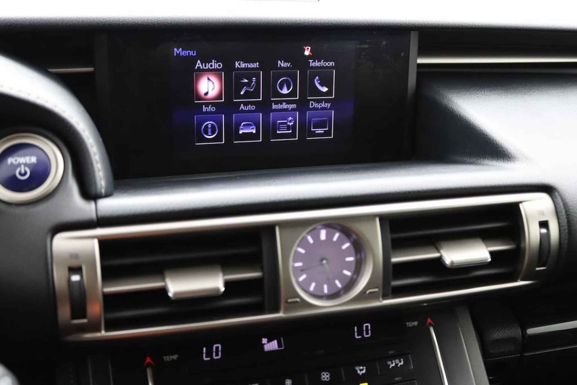 Lexus IS 300h Luxury Line | Dealeronderhouden | Mark Levinson | Blind Spot Monitor | Stoelkoeling | Stuurwielverwarming - 9/49