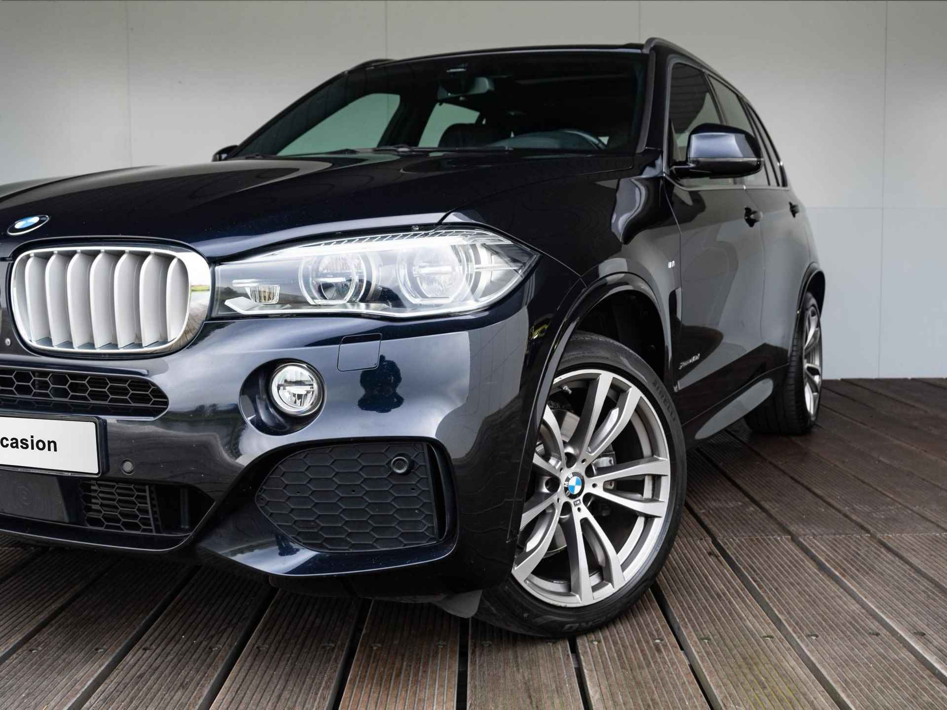 BMW X5 xDrive40d High Executive | M-Sportpakket | Trekhaak | Soft-Close | 3e zitrij | 20 Inch - 15/38