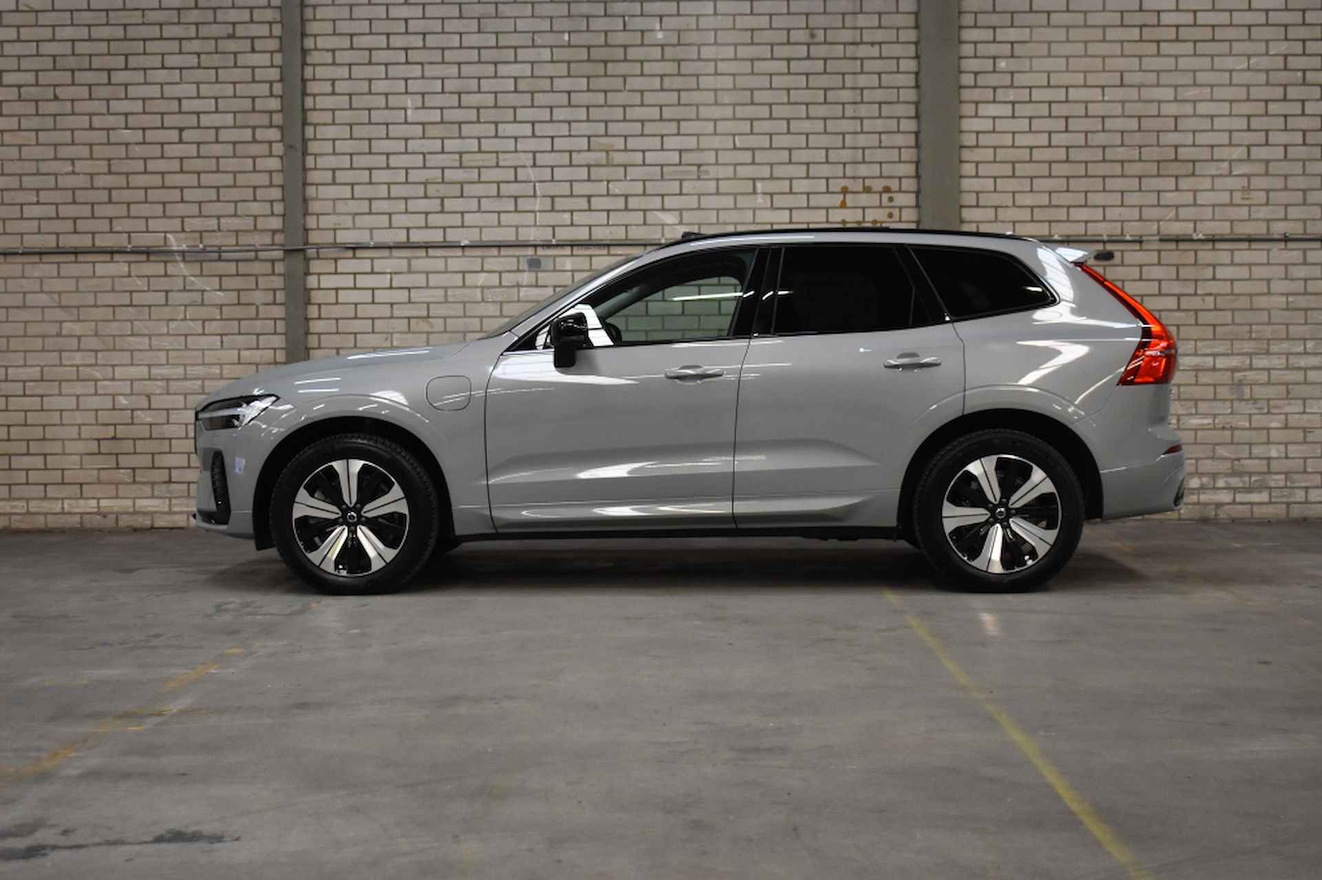 Volvo XC60  T6 350PK AWD Plus Dark | S/K dak | ACC | BLIS | - 2/41