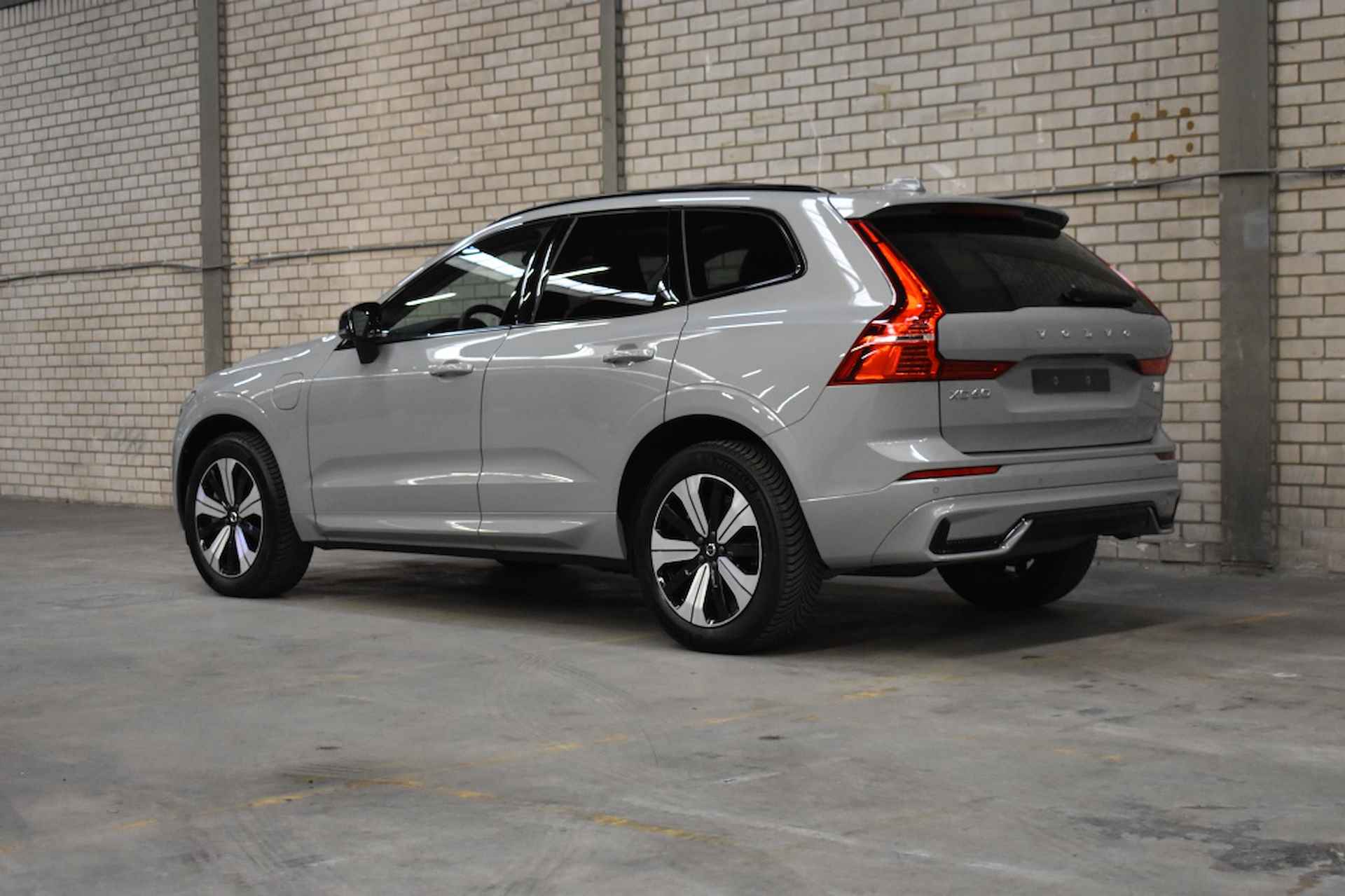 Volvo XC60  T6 350PK AWD Plus Dark | S/K dak | ACC | BLIS | - 3/41