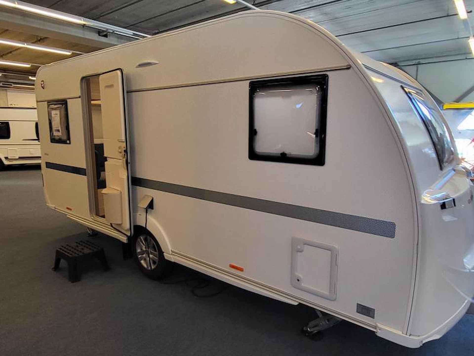 Adria Altea 472 PU voortent en fabrieksoptie - 4/19