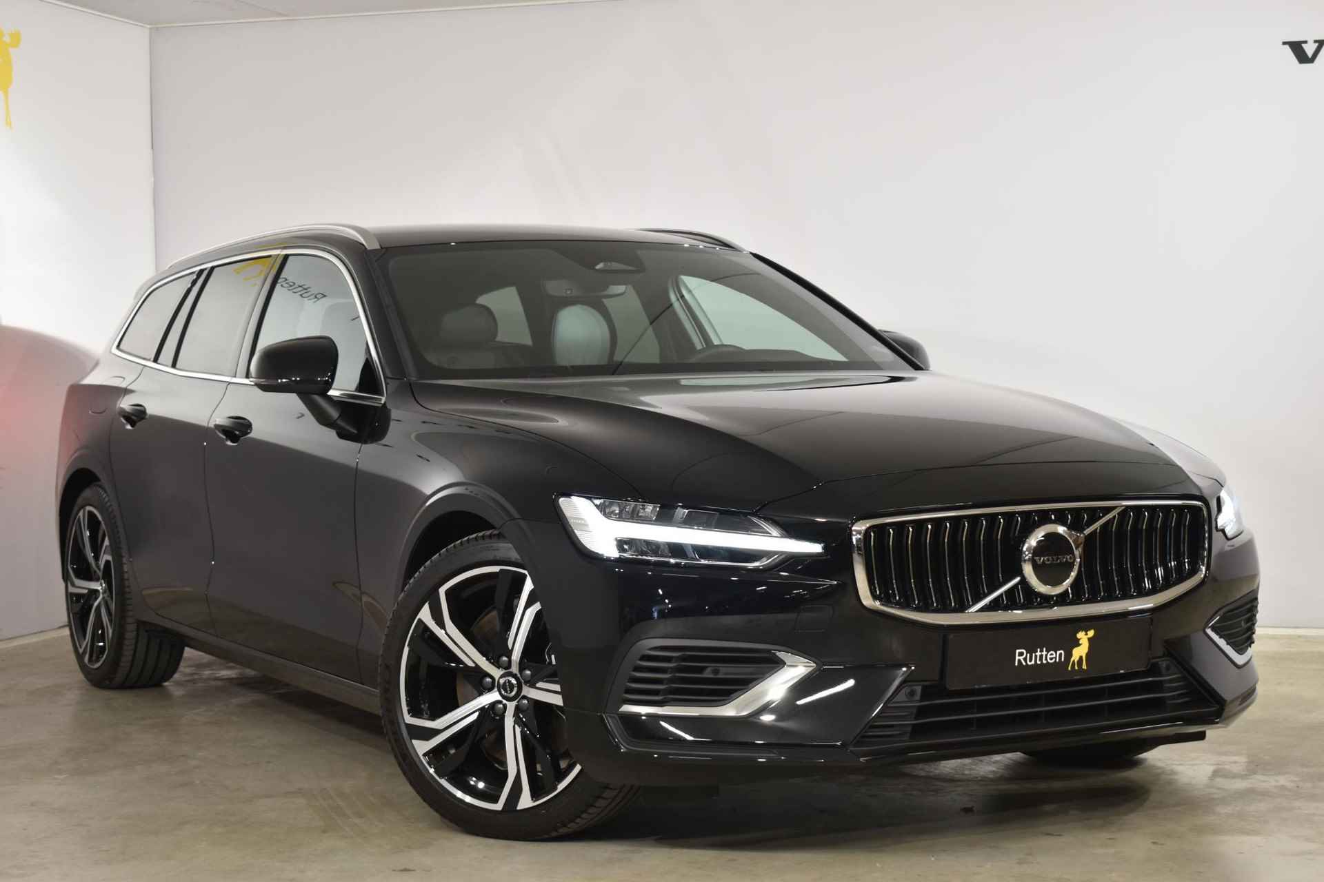 Volvo V60 T6 350PK Automaat Recharge AWD Plus Bright - 3/44