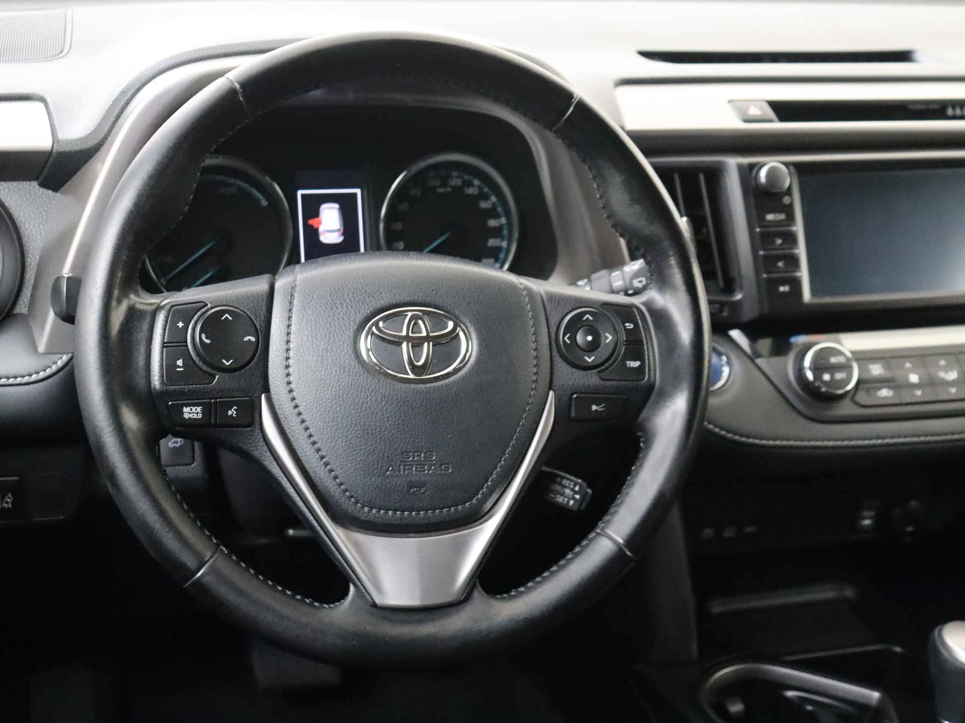 Toyota RAV4 2.5 Hybrid AWD Dynamic | Navigatie | Camera | 18 Inch Lichtmetalen Velgen - 7/37