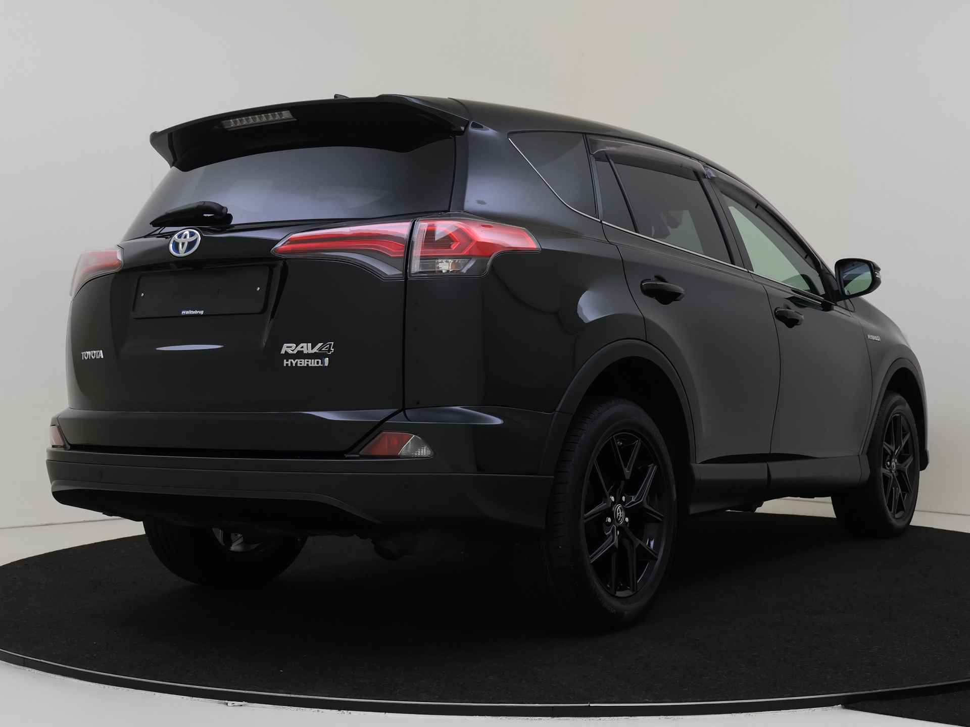 Toyota RAV4 2.5 Hybrid AWD Dynamic | Navigatie | Camera | 18 Inch Lichtmetalen Velgen - 11/37