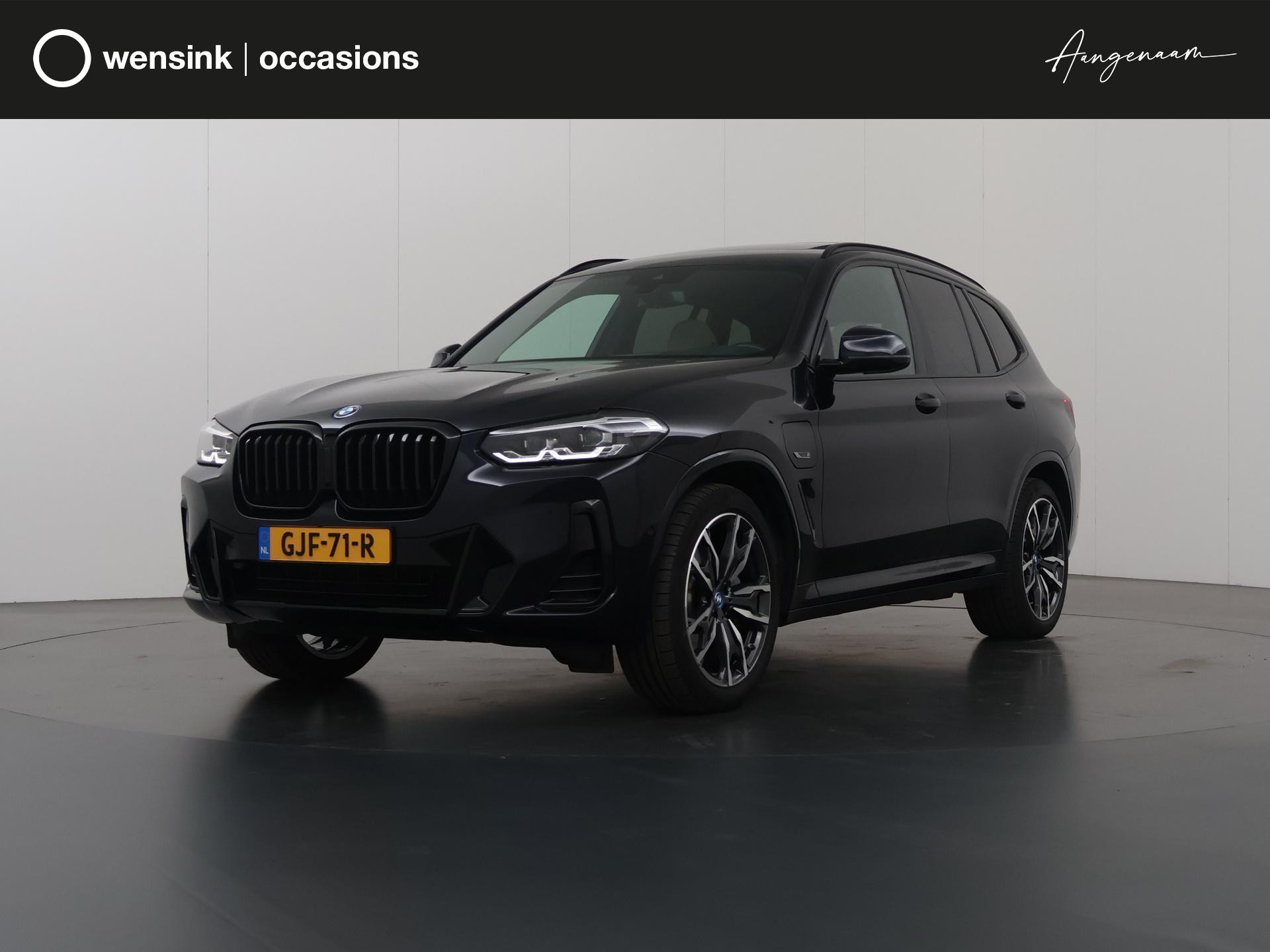 BMW X3 xDrive30e High Executive M-sport | Panoramadak | Navigatie | Head-Up | Keyless go | Stoelverwarming | Live Dashboard | DAB |