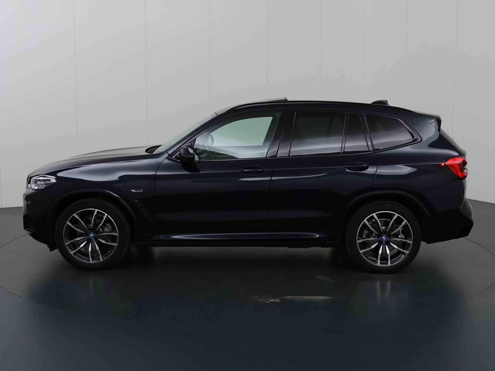 BMW X3 xDrive30e High Executive M-sport | Panoramadak | Navigatie | Head-Up | Keyless go | Stoelverwarming | Live Dashboard | DAB | - 6/59