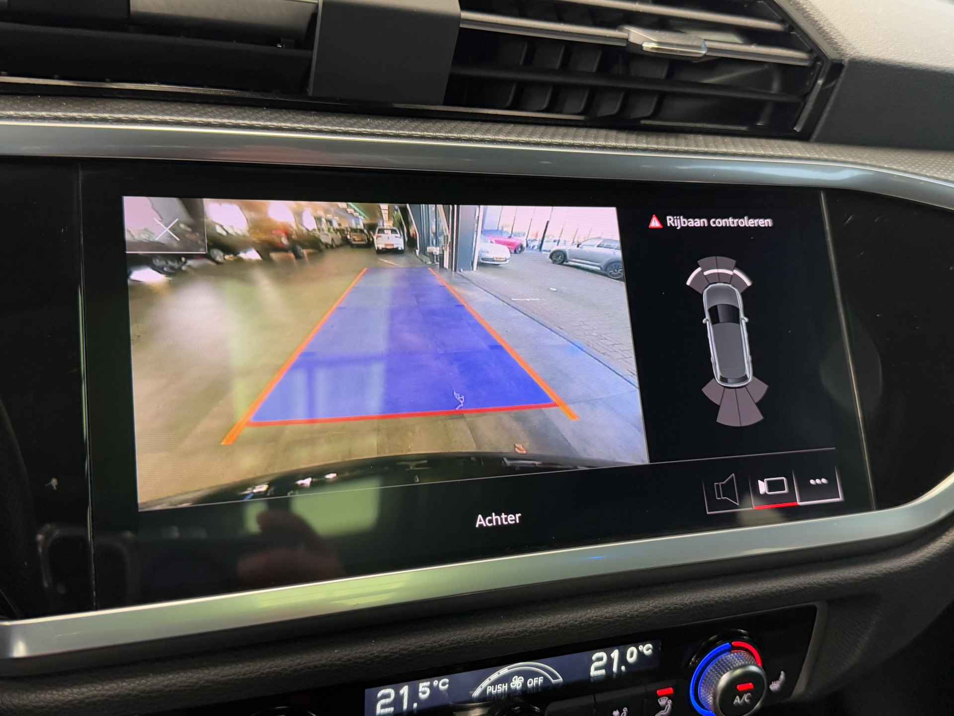 Audi Q3 45 TFSI e S edition Panorama 20LMV Climate Control Navigatie 2 Jaar garantie mogelijk* ( vraag naar de voorwaarde) - 19/25