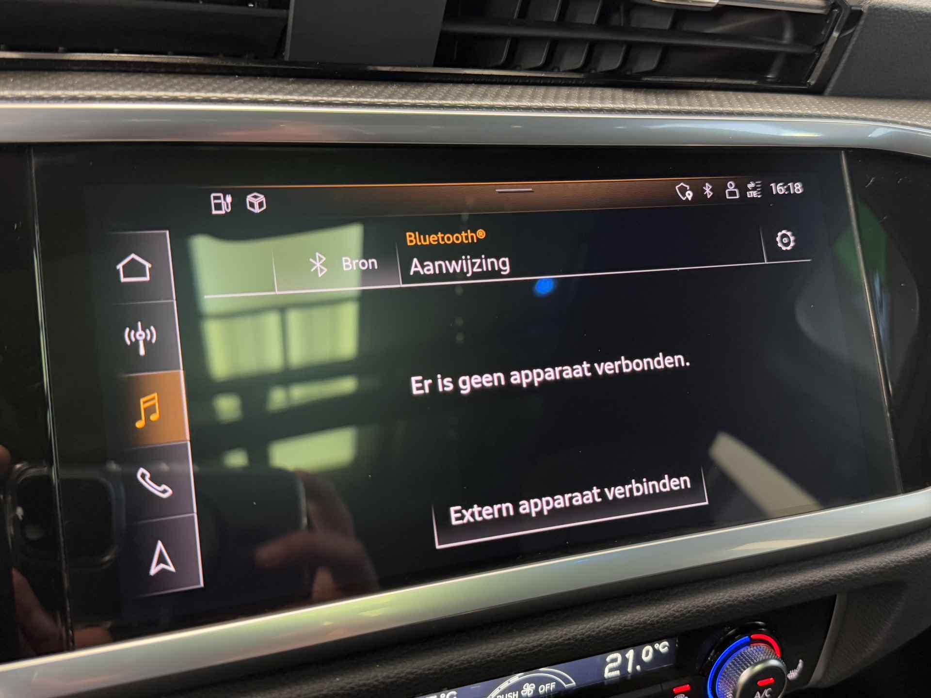 Audi Q3 45 TFSI e S edition Panorama 20LMV Climate Control Navigatie 2 Jaar garantie mogelijk* ( vraag naar de voorwaarde) - 23/25