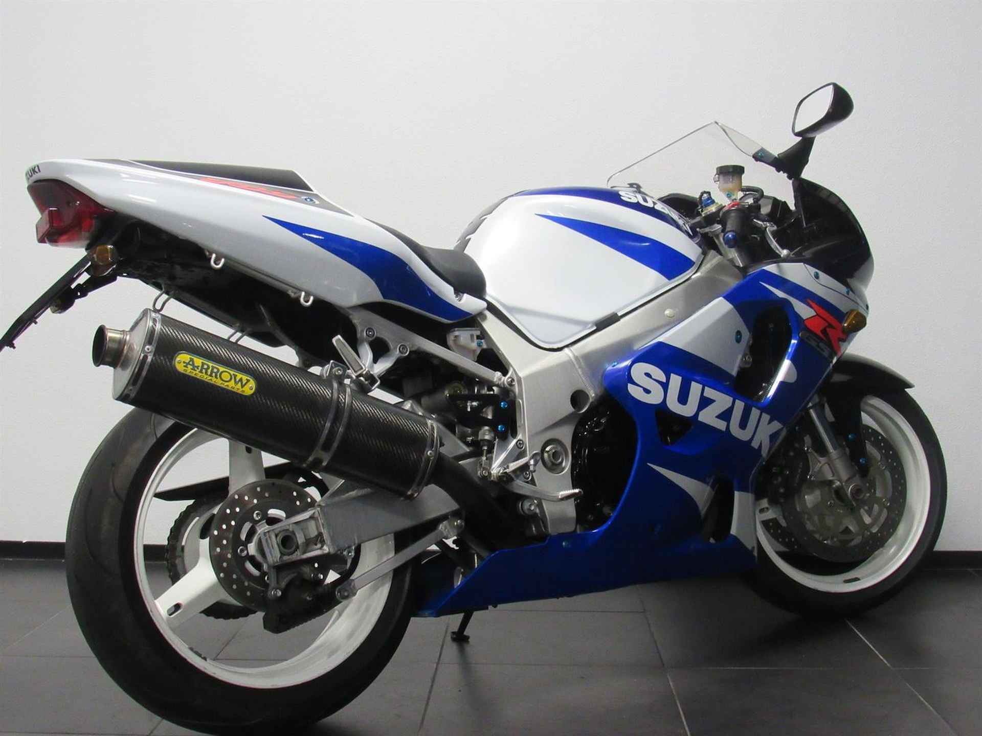 Suzuki GSX-R 750 - 2001 - 6/14