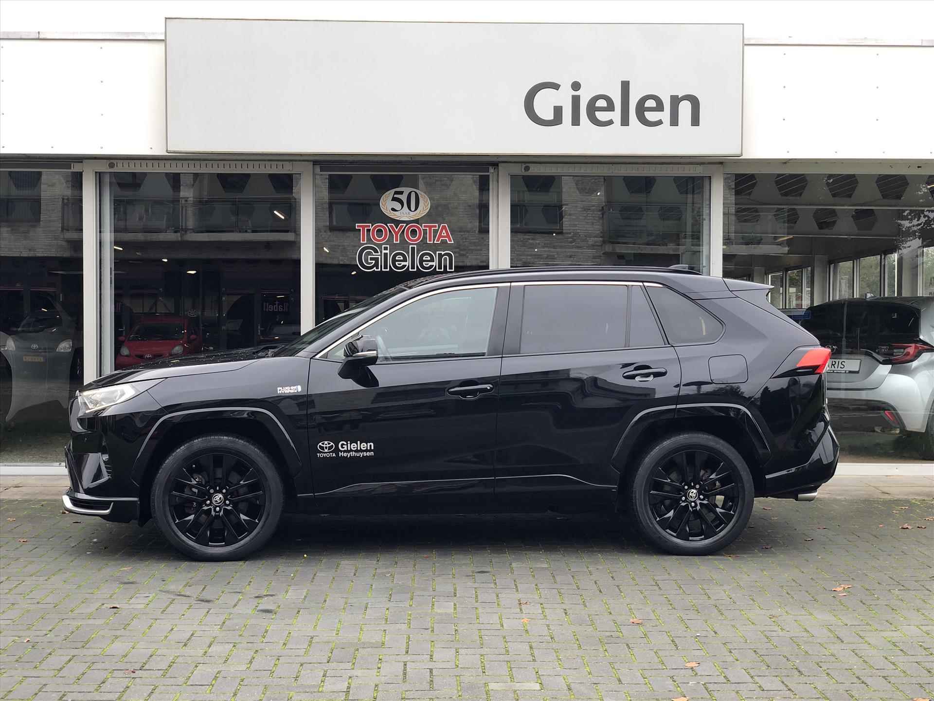 Toyota RAV4 2.5 Plug-in Hybrid AWD Style Black Edition | 19 inch, Head up display, Dodehoekherkenning, Stuurverwarming, Parkeersensoren - 4/36