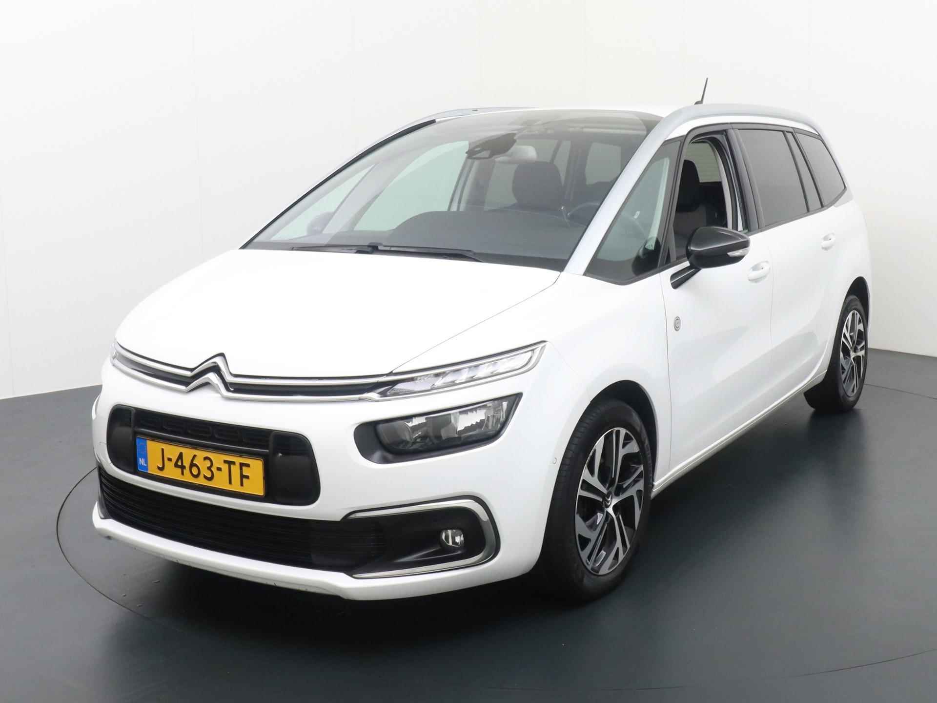 Citroen Grand C4 SpaceTourer C-Series 130 pk Automaat | Navigatie | Achteruitrijcamera | Parkeersensoren Voor en Achter | Verwarmde Voorstoelen met Massagefunctie | Keyless Start | Dodehoek Detectie | Adaptieve Cruise Control | Climate Control | 17" Lichtmetalen Velgen | Apple Carplay/Android Auto | - 33/52