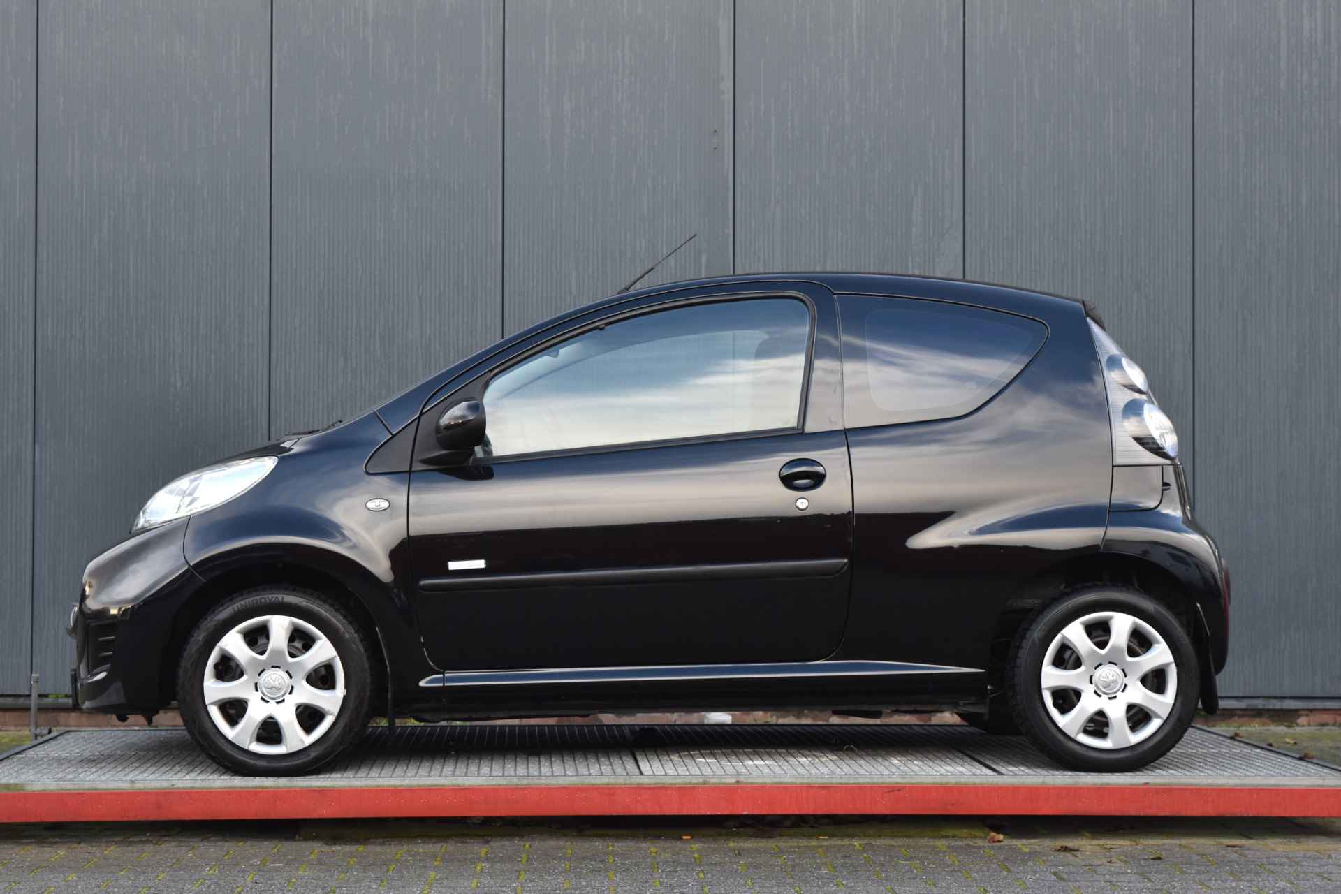 Peugeot 107 1.0-12V Millesim 200 - 8/41