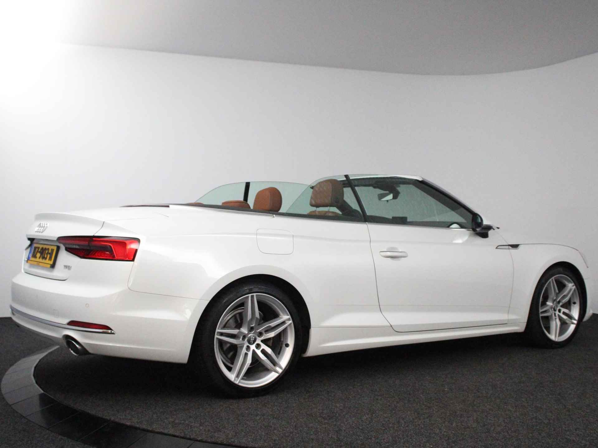 Audi A5 Cabriolet 2.0 TFSI S-Tronic Design Pro Line | Nappa leder | Navigatie | Sportstoelen | 19 inch | 1e Eigenaar | Origineel Nederlands | - 7/47