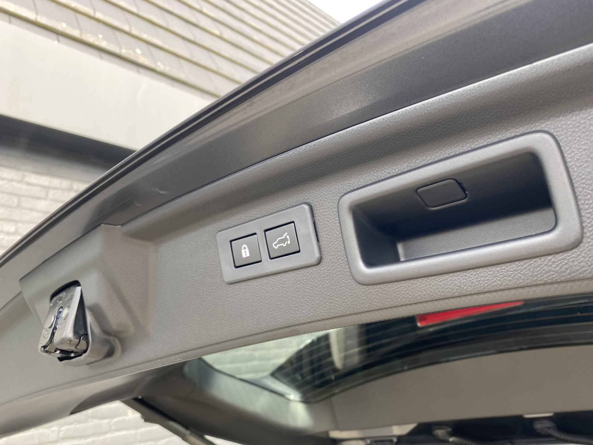 Subaru Forester 2.0i e-BOXER Premium AWD AUT. | navigatie | panoramadak | leder interieur | camera | 7768 KM - 28/42